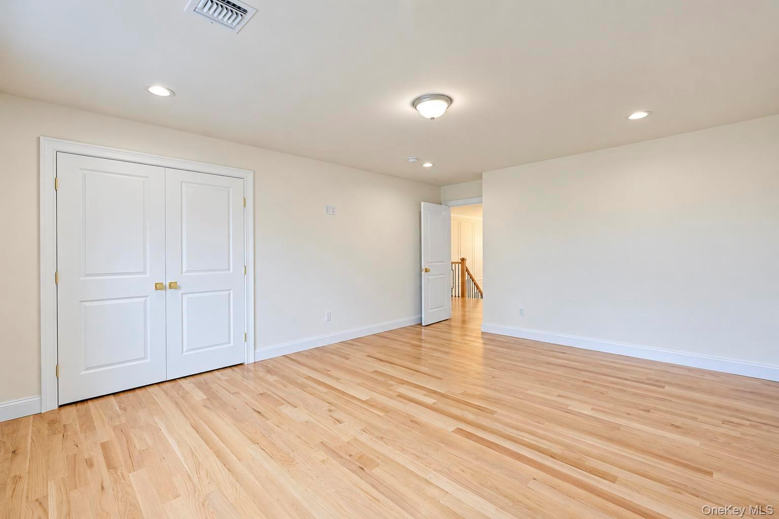 Single Family West Avenue Nassau County, NY 11801, MLS-1053671-20