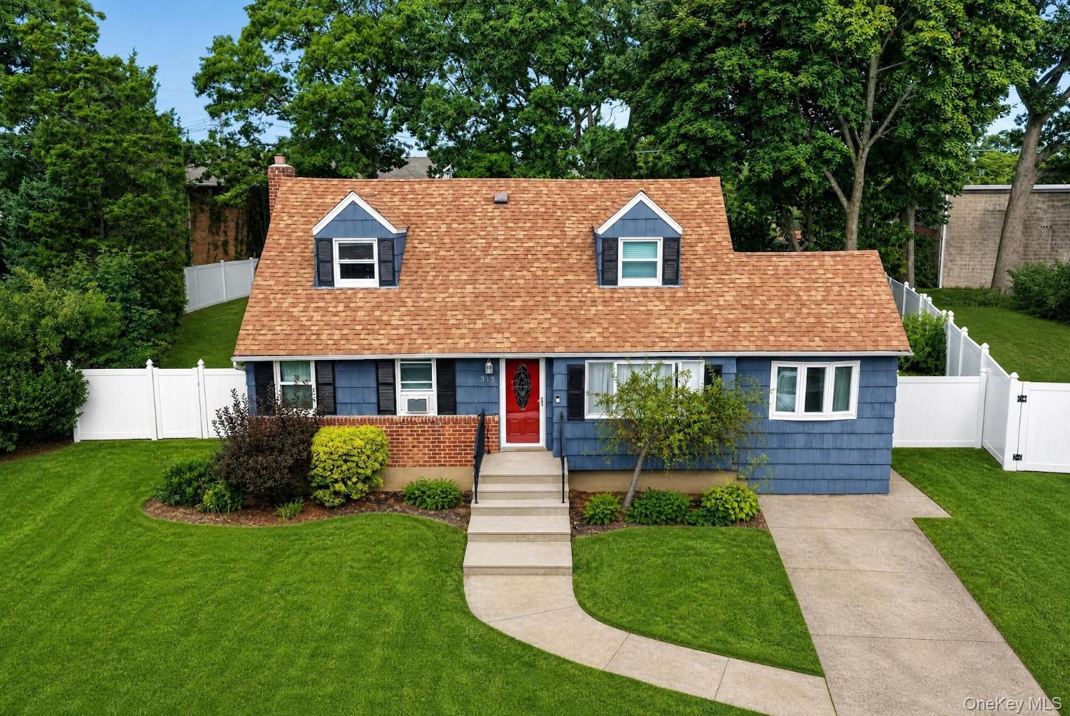 Single Family Harmony Drive  Nassau County, NY 11762, MLS-1053672-2
