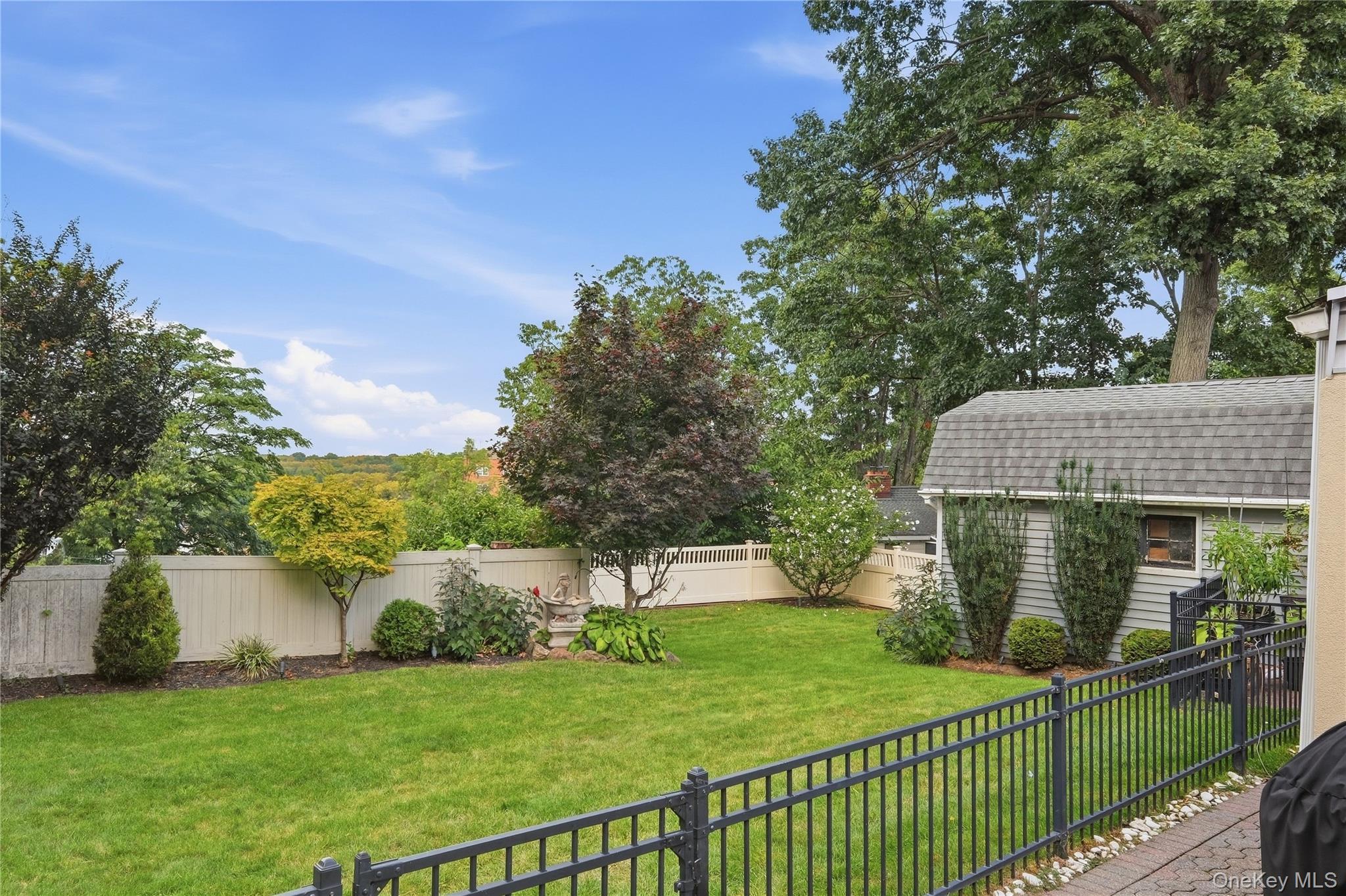 Single Family Gaskell Road Queens, NY 11362, MLS-1053684-33