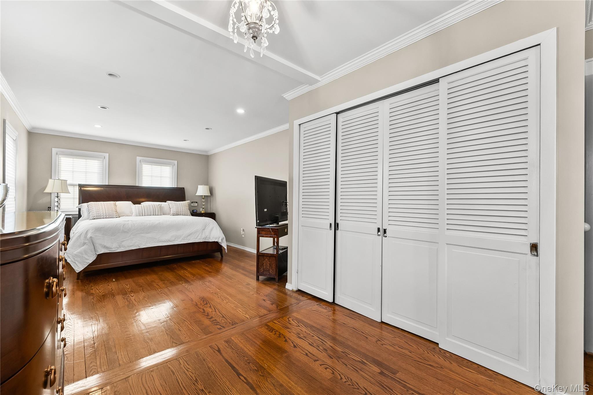 Single Family Morgan Street Queens, NY 11363, MLS-1053708-10