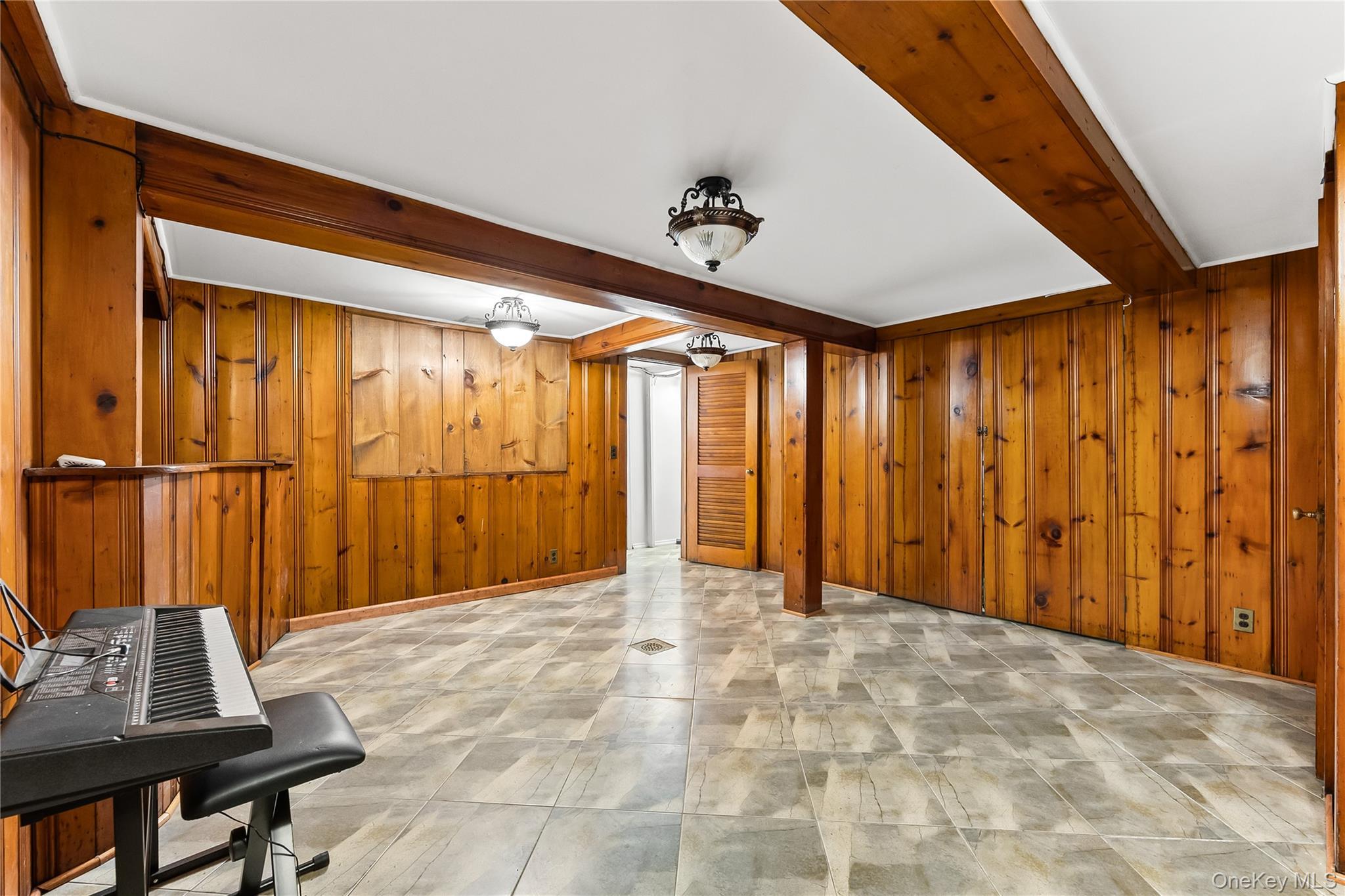 Single Family Morgan Street Queens, NY 11363, MLS-1053708-17