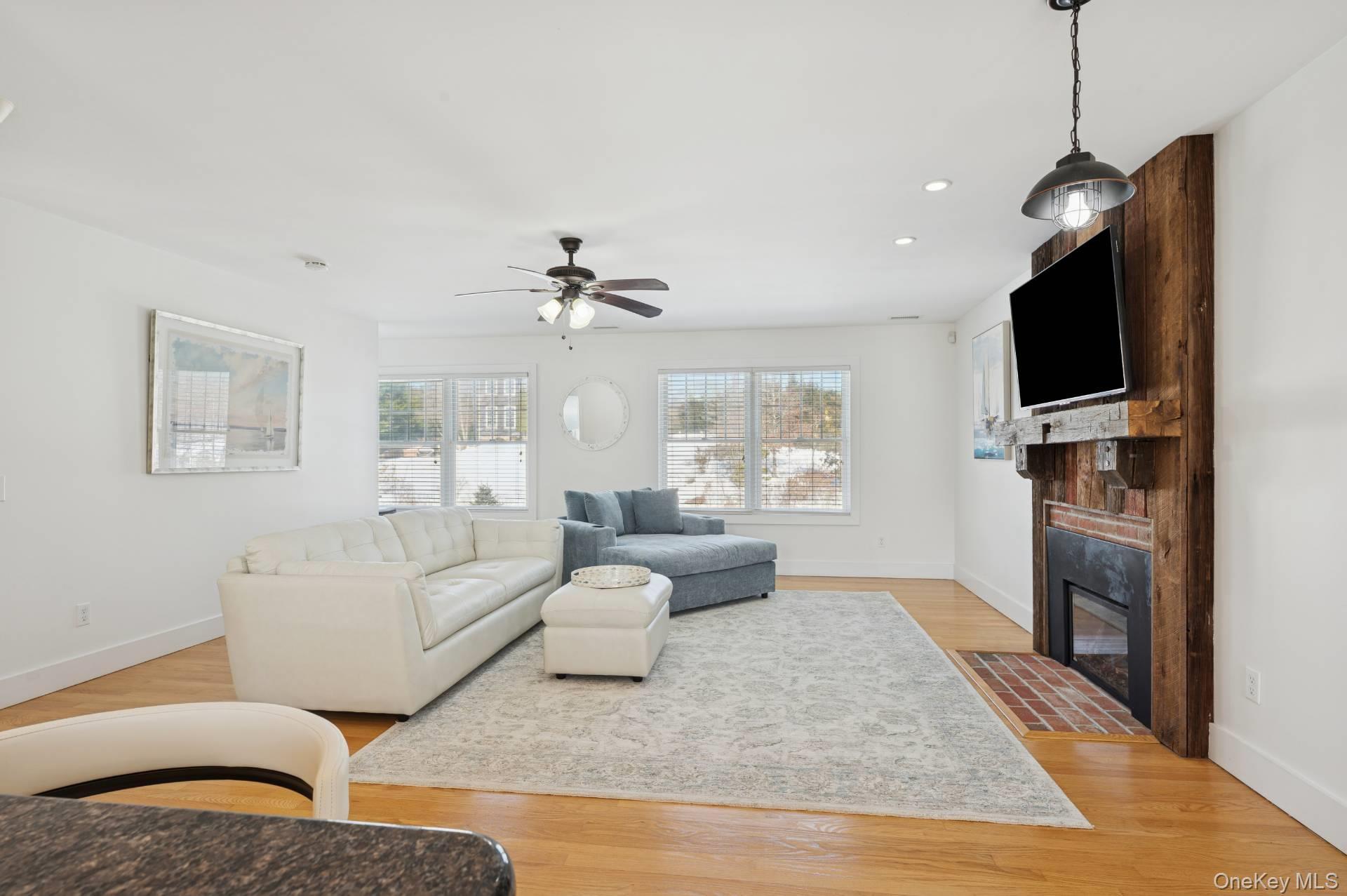 Single Family Sugar Loaf Road Suffolk County, NY 11968, MLS-1053735-12