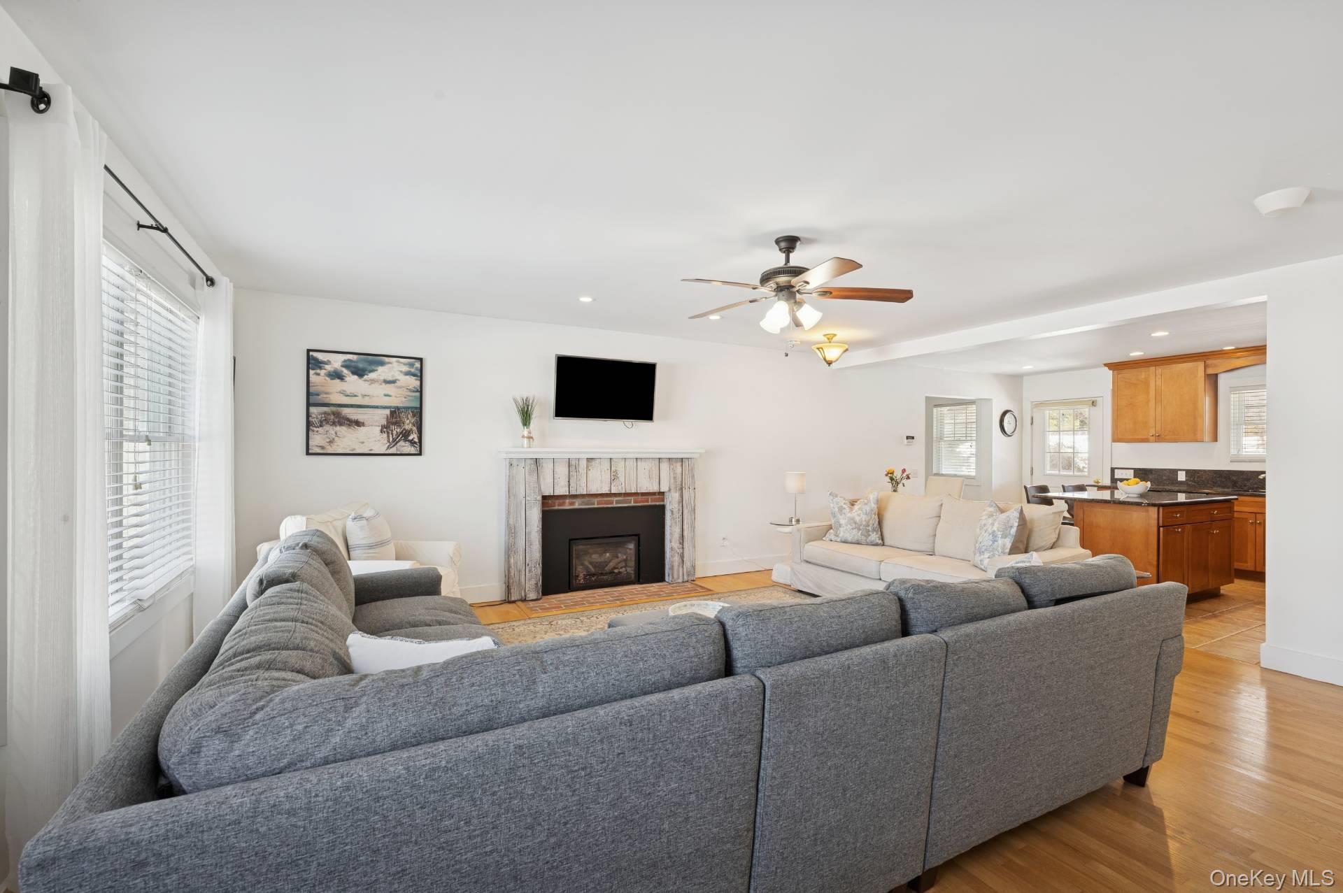 Single Family Sugar Loaf Road Suffolk County, NY 11968, MLS-1053735-3
