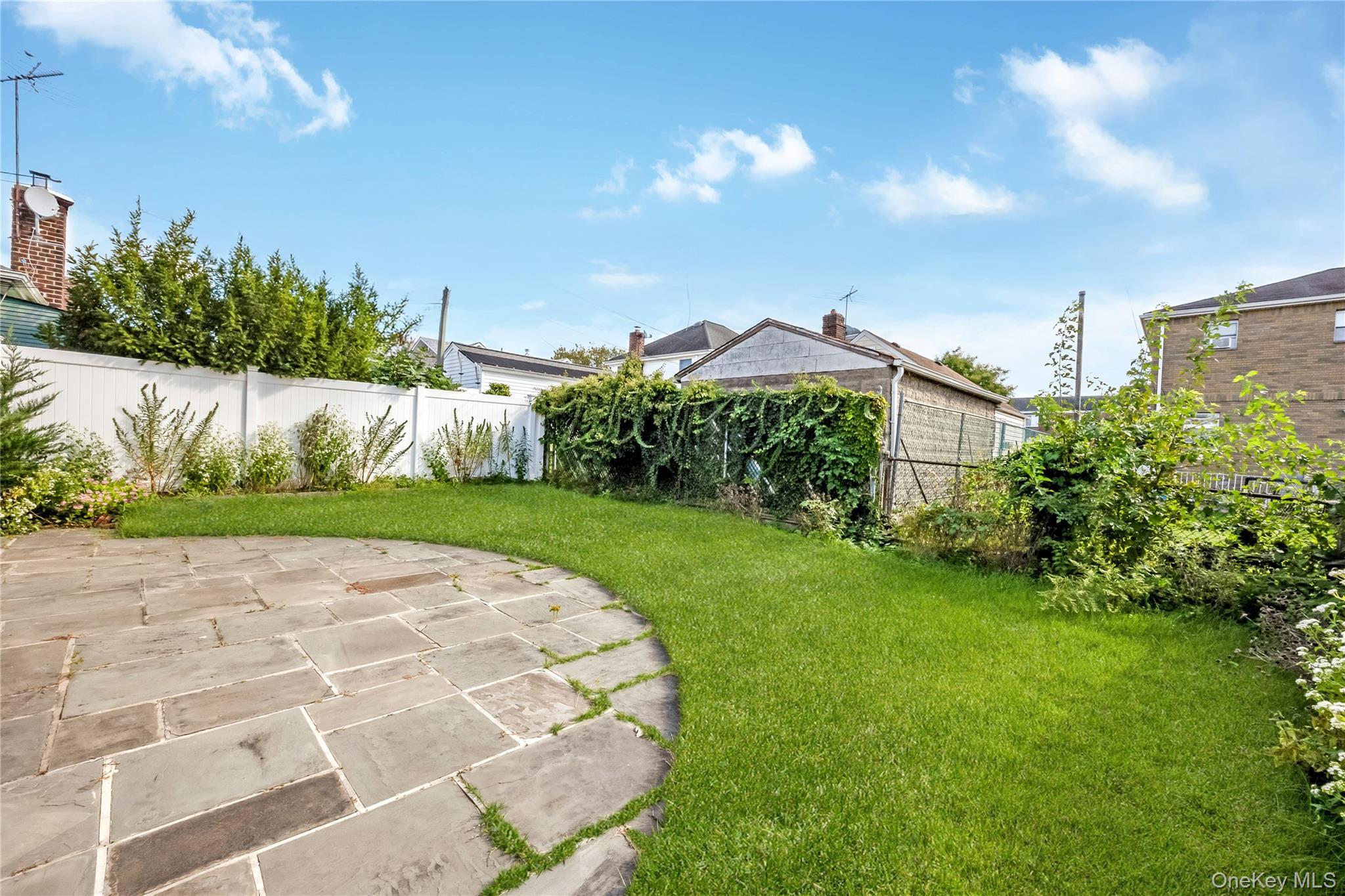 Single Family 25th Drive Queens, NY 11358, MLS-1053748-20