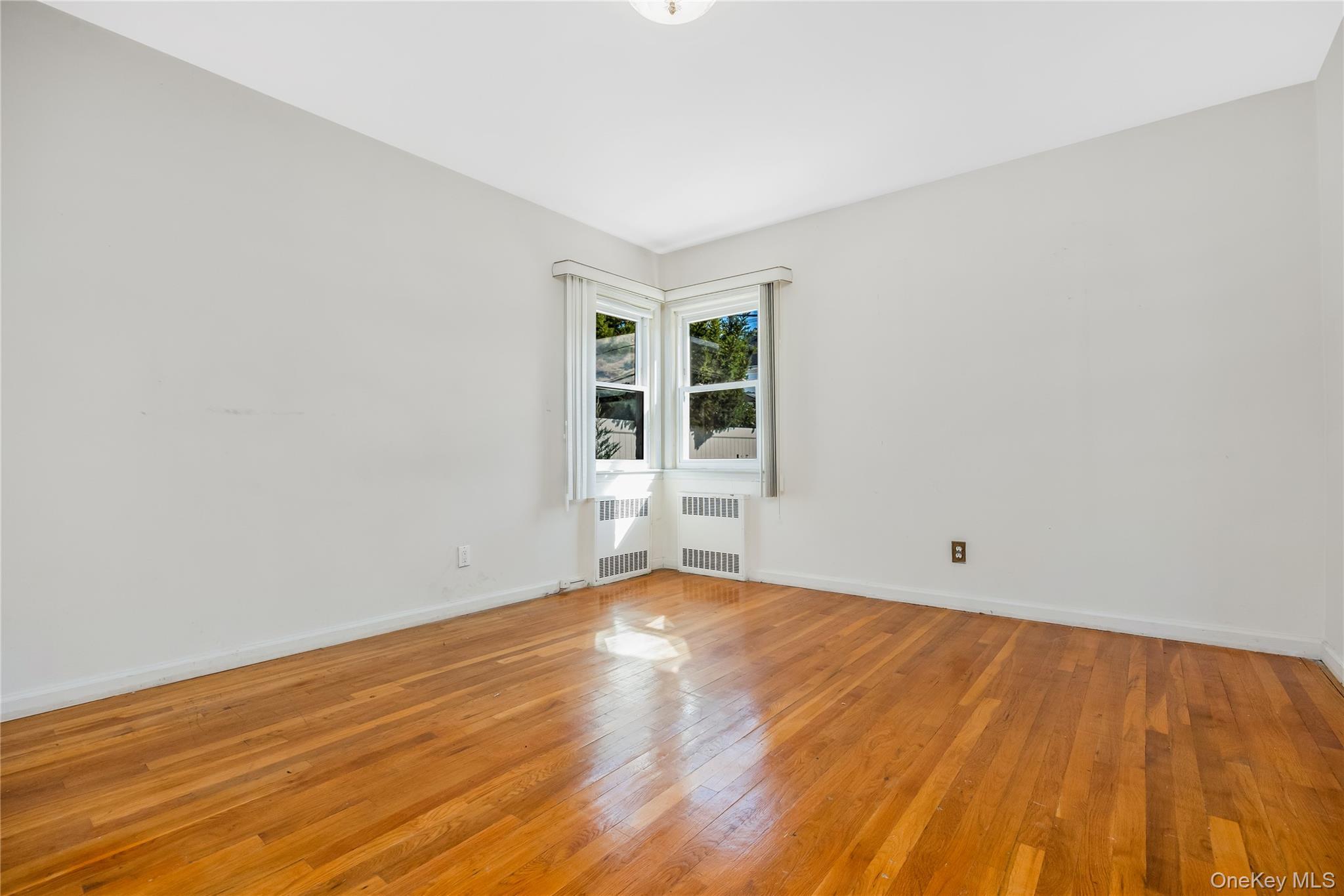 Single Family 25th Drive Queens, NY 11358, MLS-1053748-9