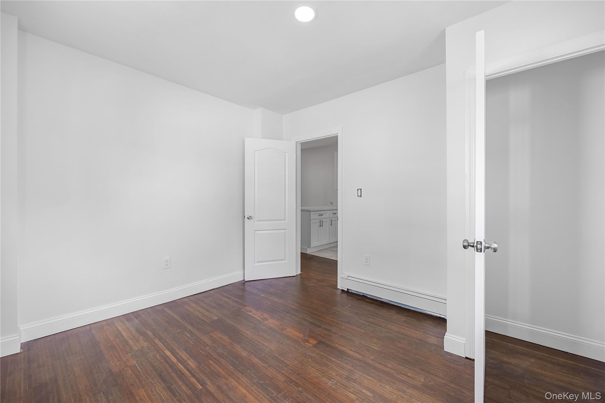 Single Family Monticello Avenue Bronx, NY 10466, MLS-1053755-20