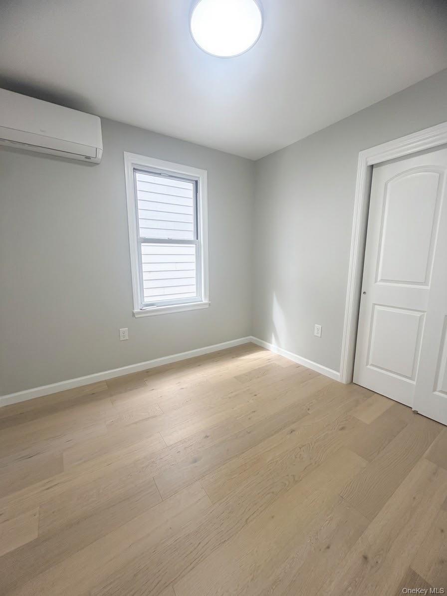 Single Family 18th Avenue Queens, NY 11357, MLS-1053776-8
