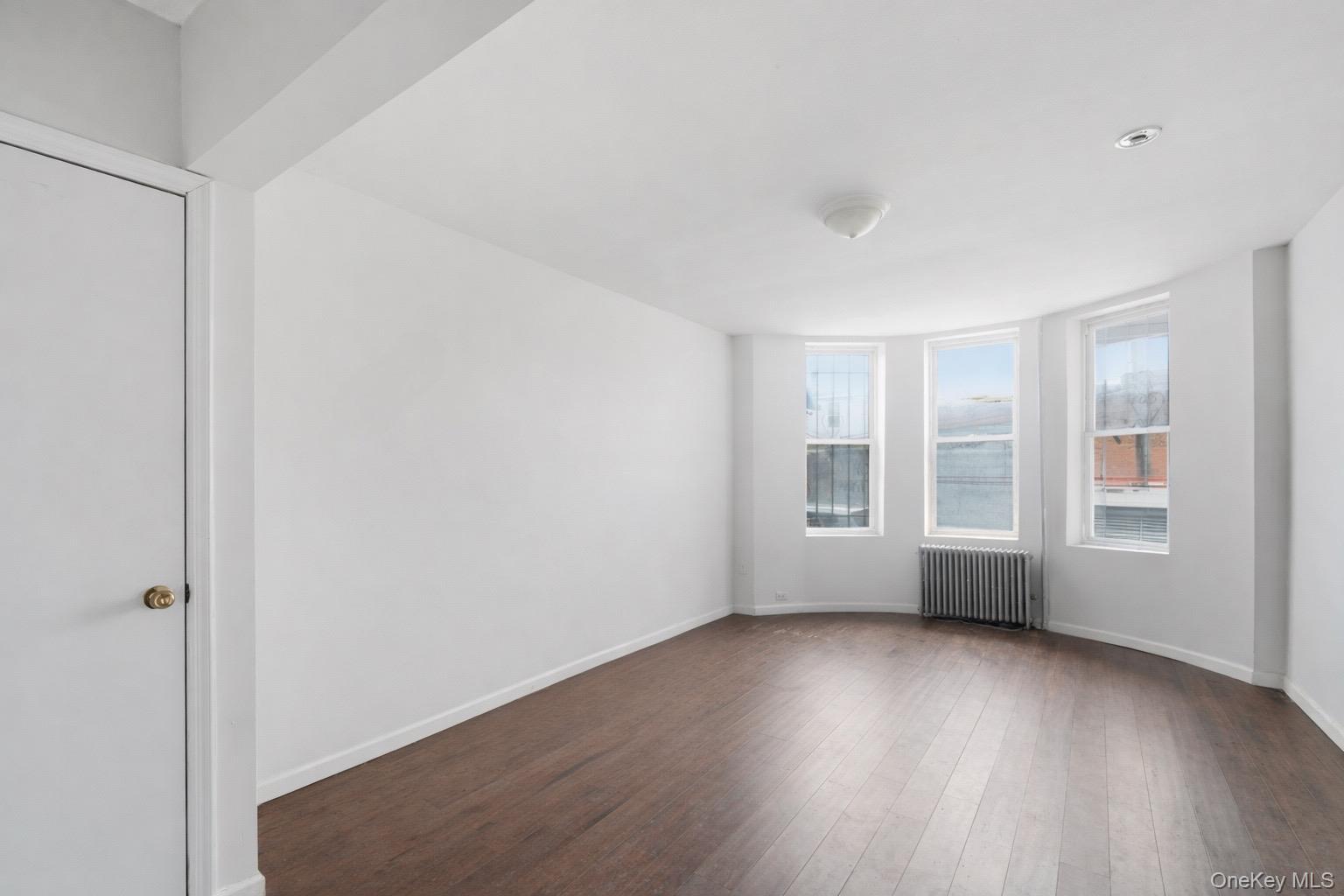Single Family 94 Avenue Queens, NY 11416, MLS-1053788-11