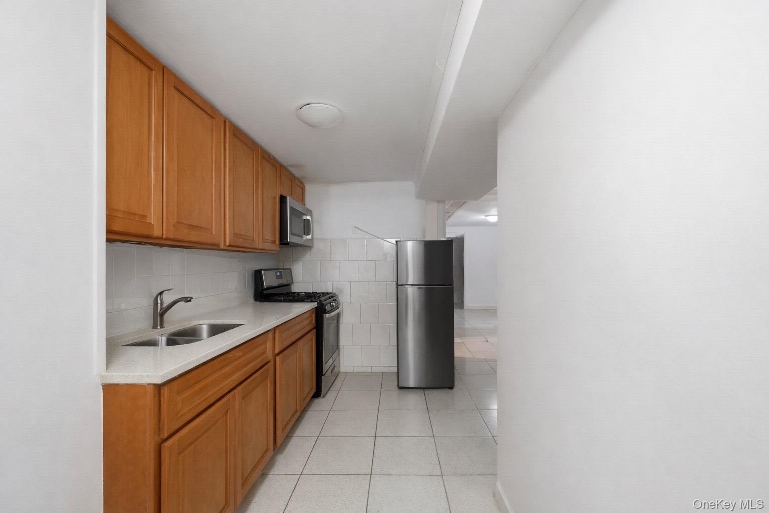 Single Family 94 Avenue Queens, NY 11416, MLS-1053788-12