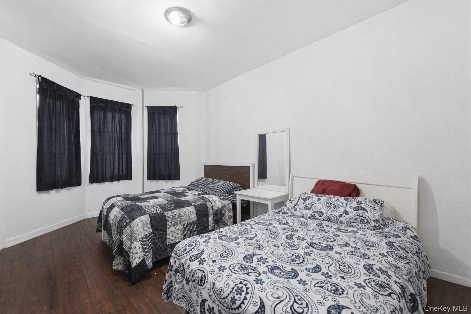 Single Family 94 Avenue Queens, NY 11416, MLS-1053788-8