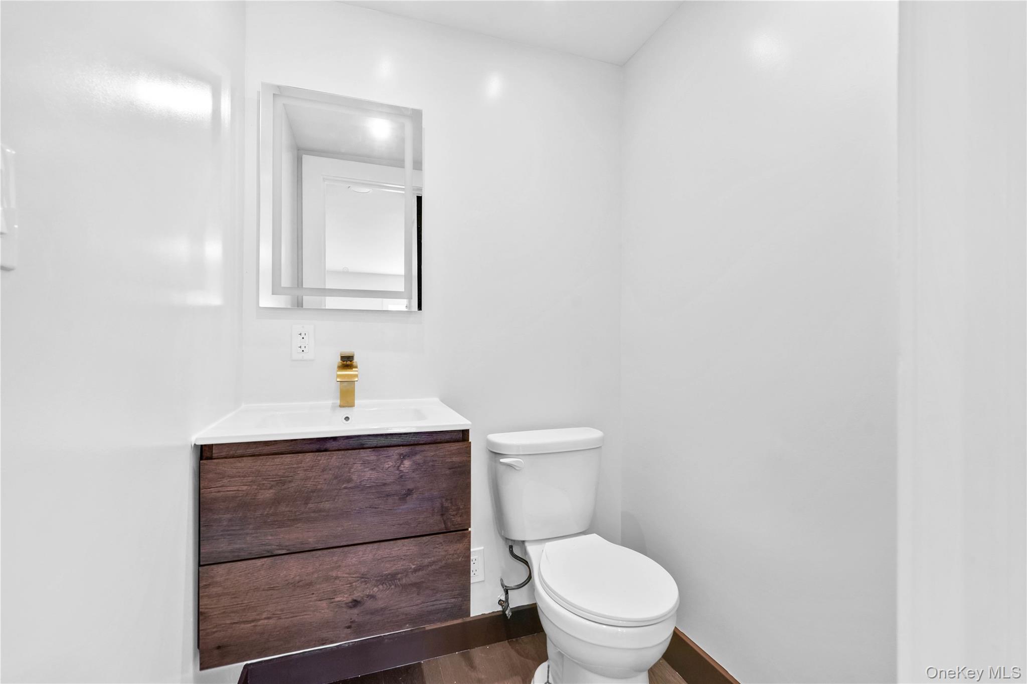 Single Family 204th Street  Queens, NY 11412, MLS-1053797-14