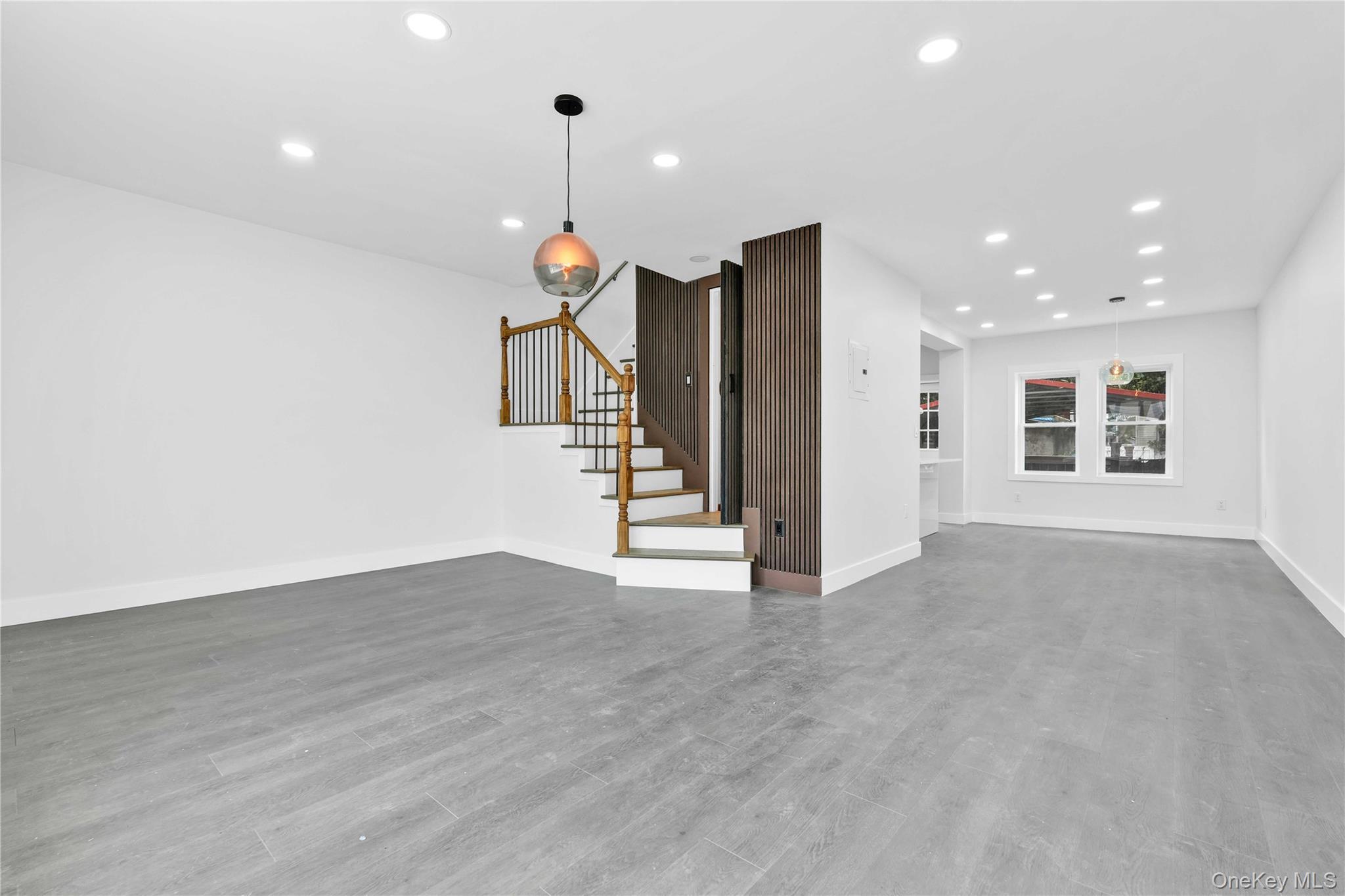 Single Family 204th Street  Queens, NY 11412, MLS-1053797-6