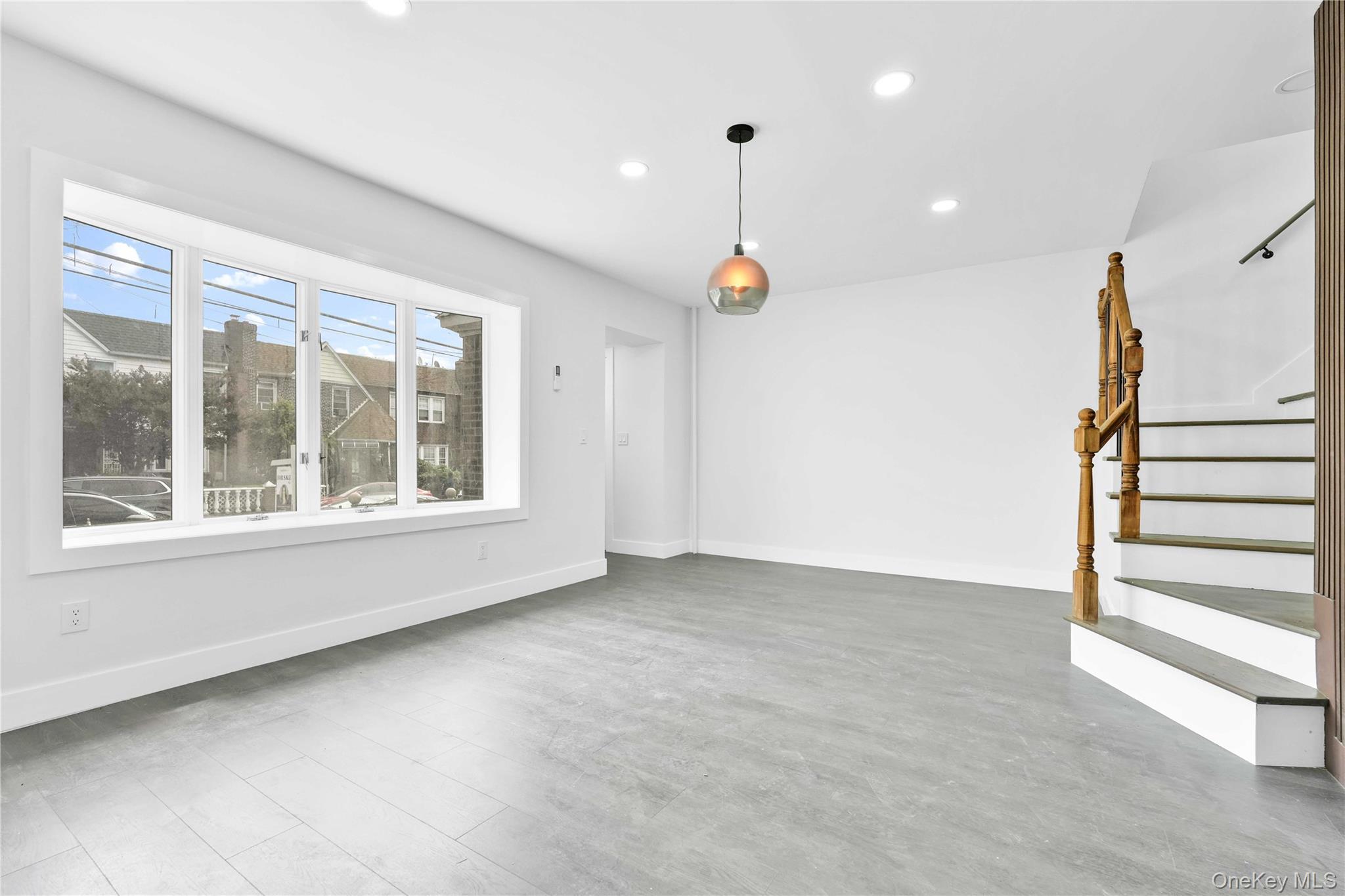 Single Family 204th Street  Queens, NY 11412, MLS-1053797-8
