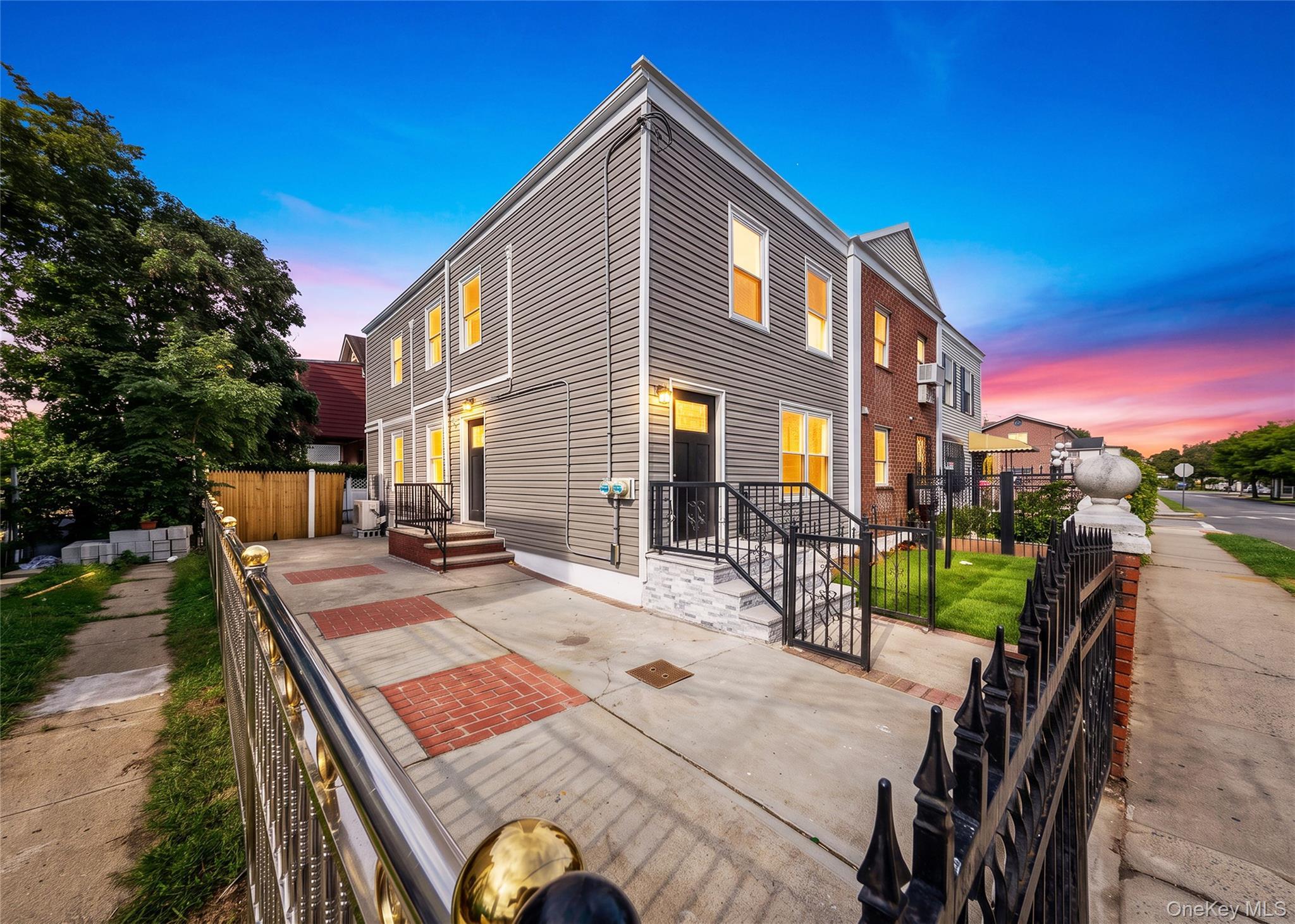 Single Family 108th Avenue  Queens, NY 11433, MLS-1053857-2