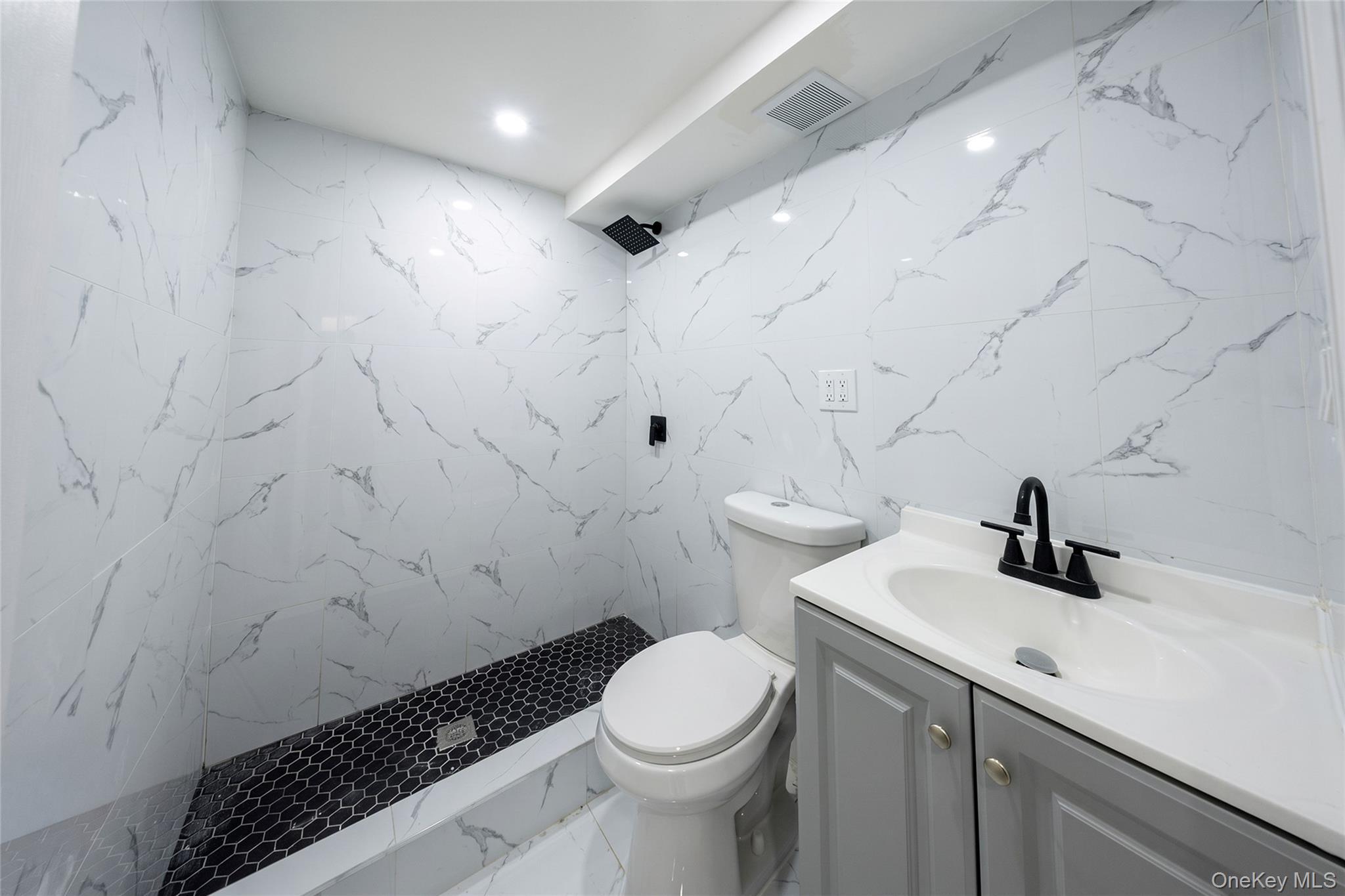 Single Family 108th Avenue  Queens, NY 11433, MLS-1053857-29