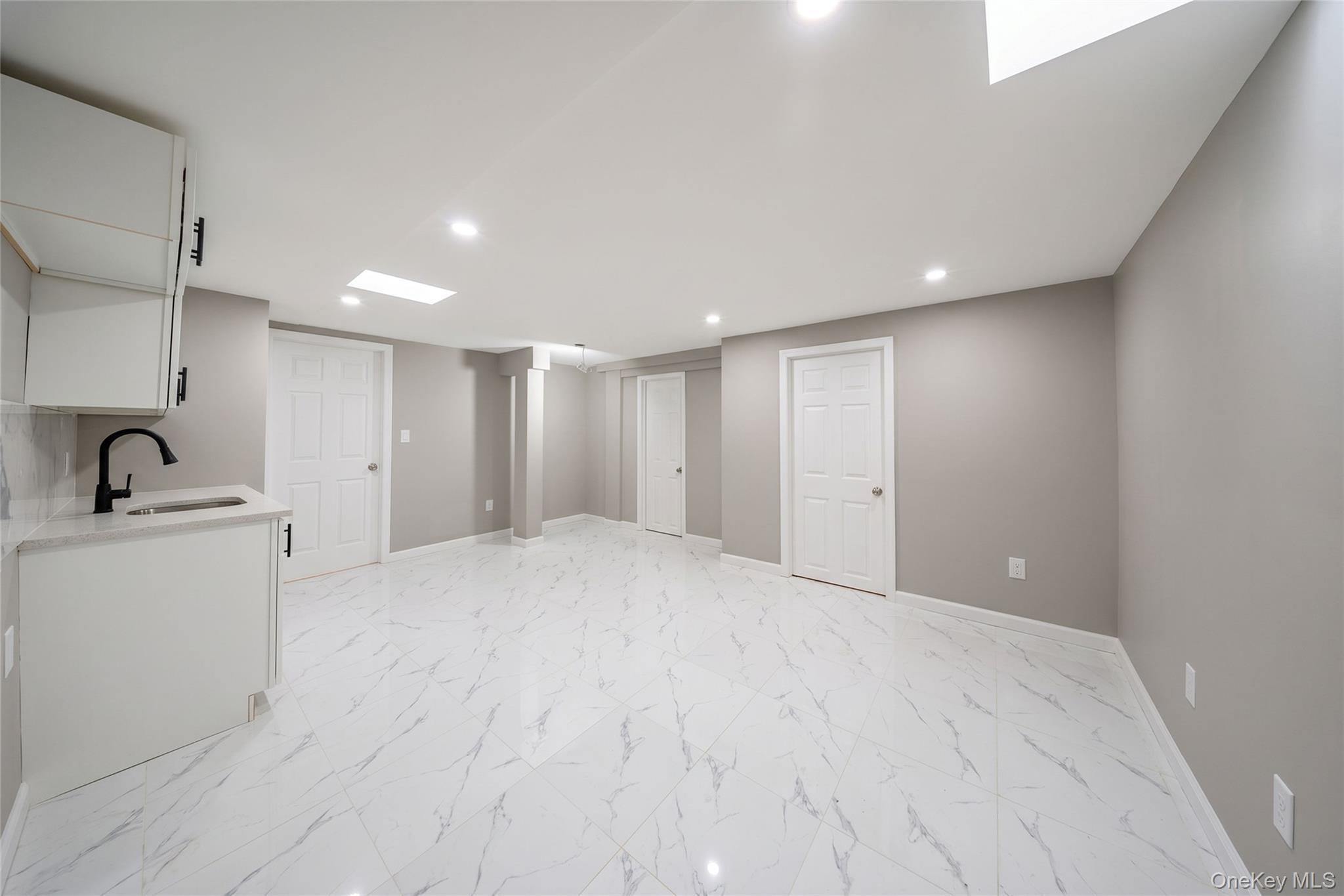 Single Family 108th Avenue  Queens, NY 11433, MLS-1053857-30