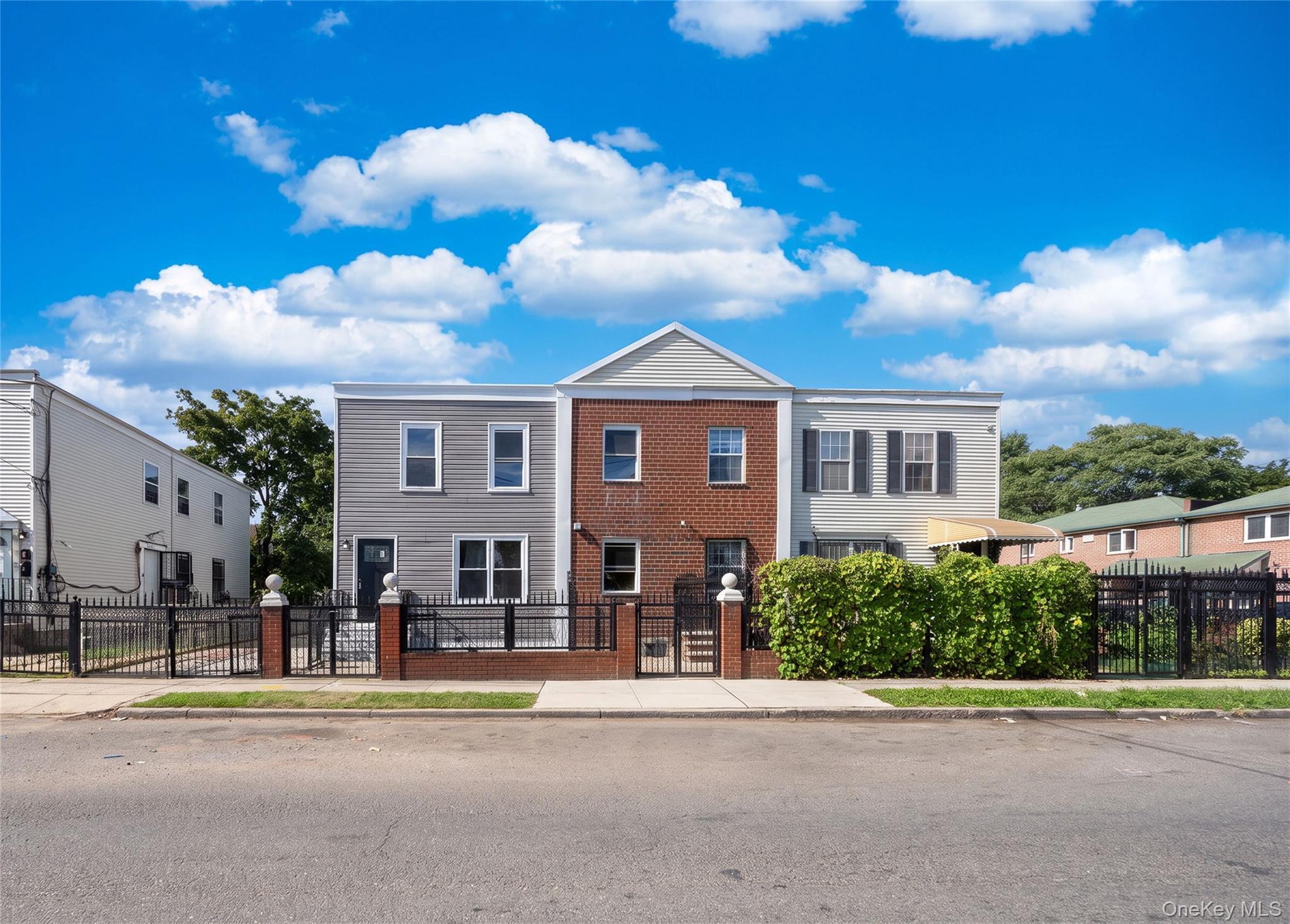 Single Family 108th Avenue  Queens, NY 11433, MLS-1053857-42