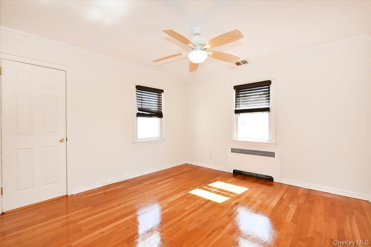 Single Family Stewart Avenue Nassau County, NY 11710, MLS-1053873-14