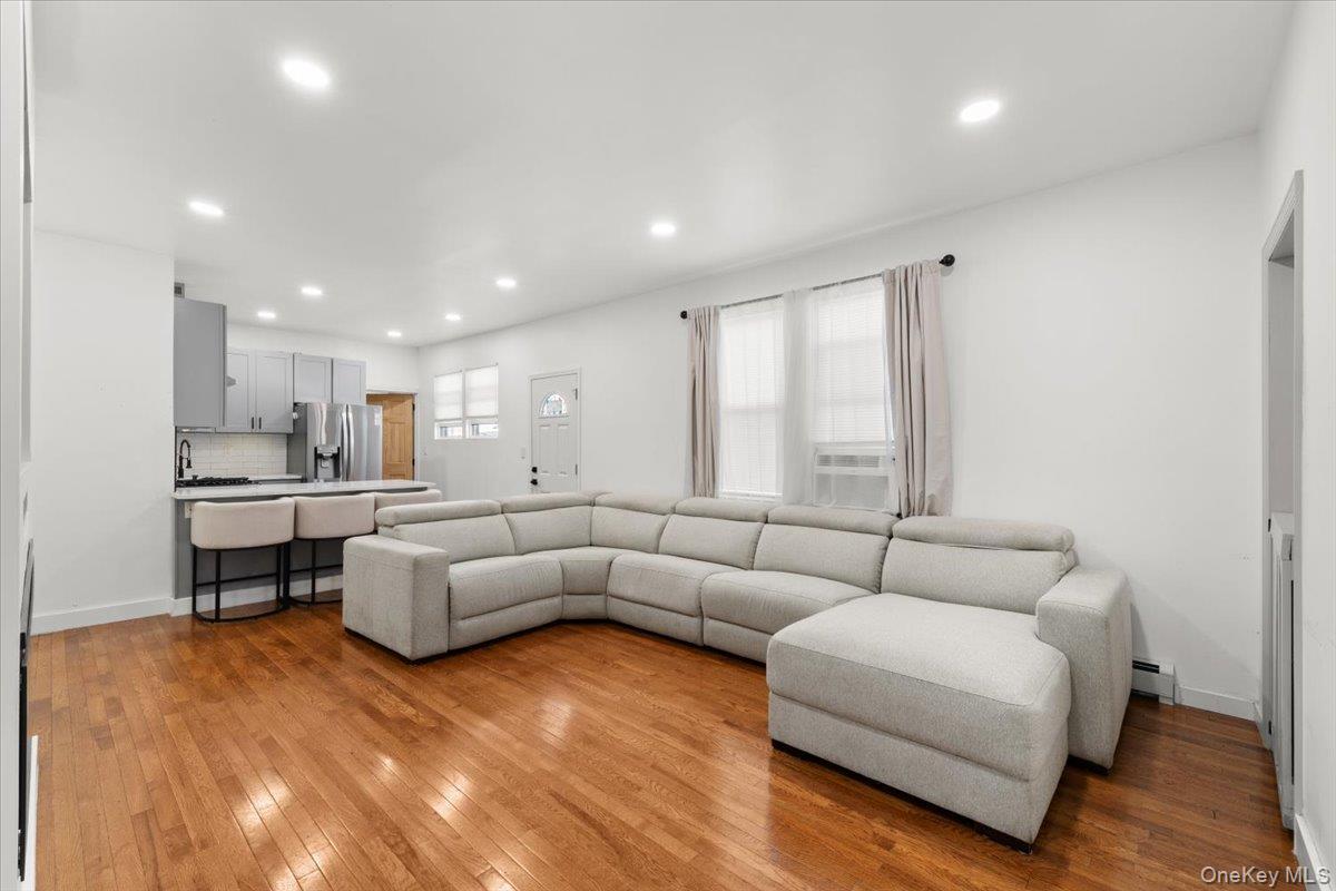 Single Family 159th Avenue  Queens, NY 11414, MLS-1053889-11