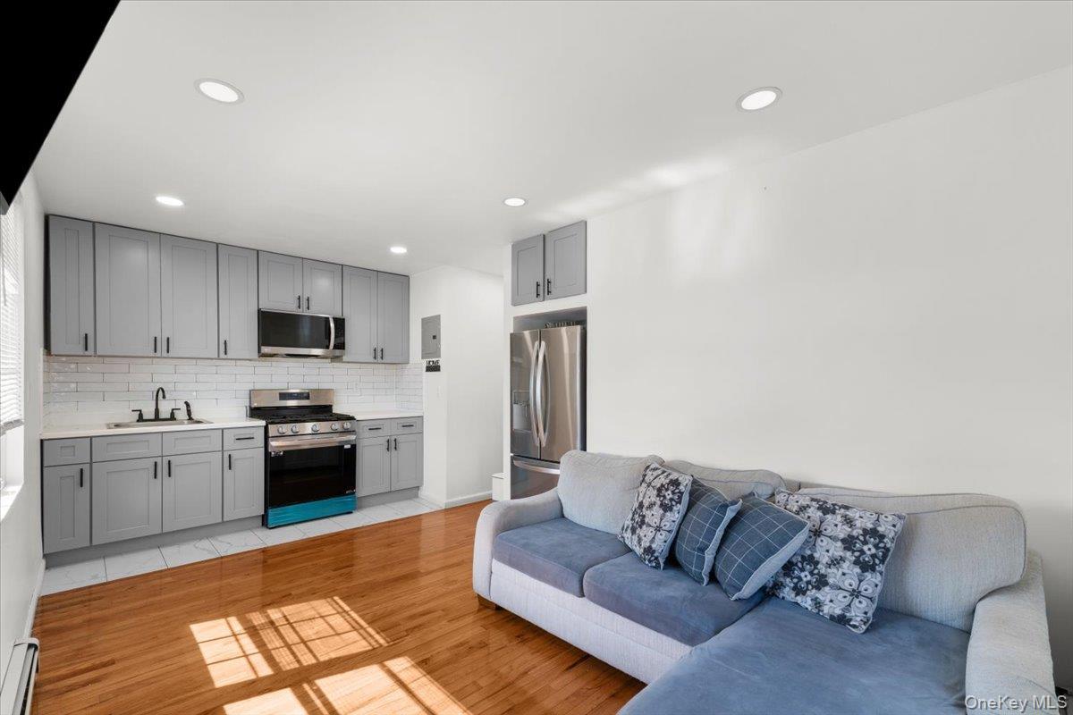 Single Family 159th Avenue  Queens, NY 11414, MLS-1053889-17
