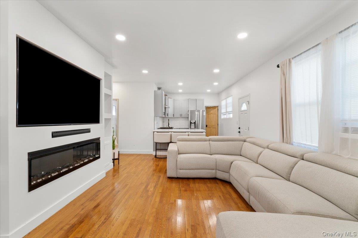 Single Family 159th Avenue  Queens, NY 11414, MLS-1053889-6