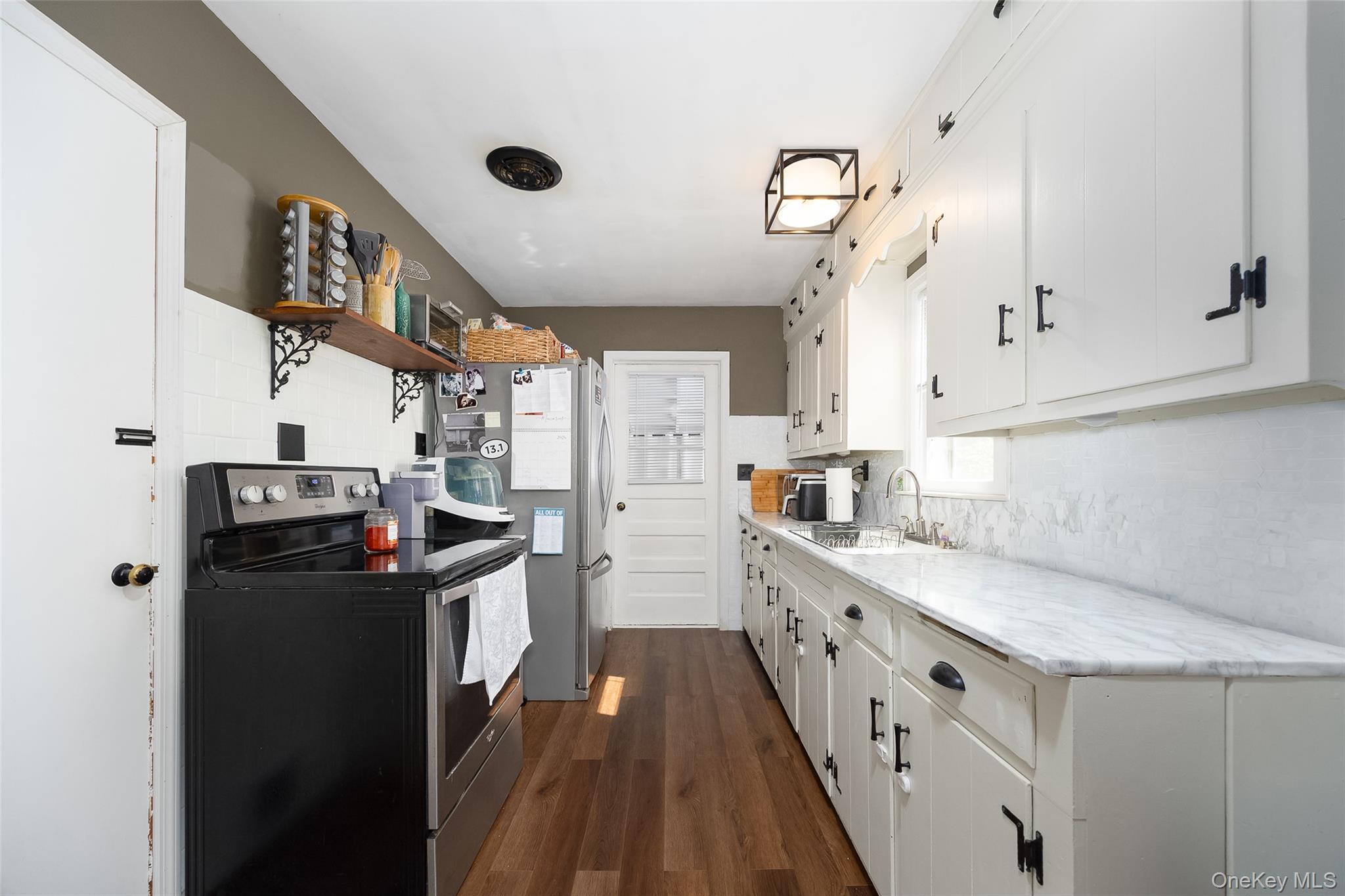 Single Family Clifton Avenue Ulster County, NY 12401, MLS-1053898-8