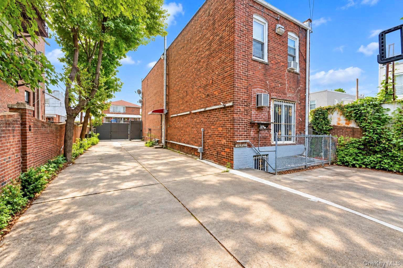 Single Family 90th Street Queens, NY 11417, MLS-1053907-10