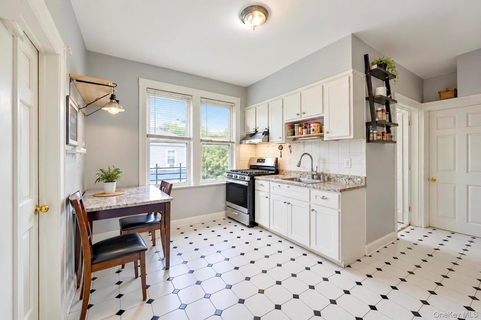 Single Family 90th Street Queens, NY 11417, MLS-1053907-13