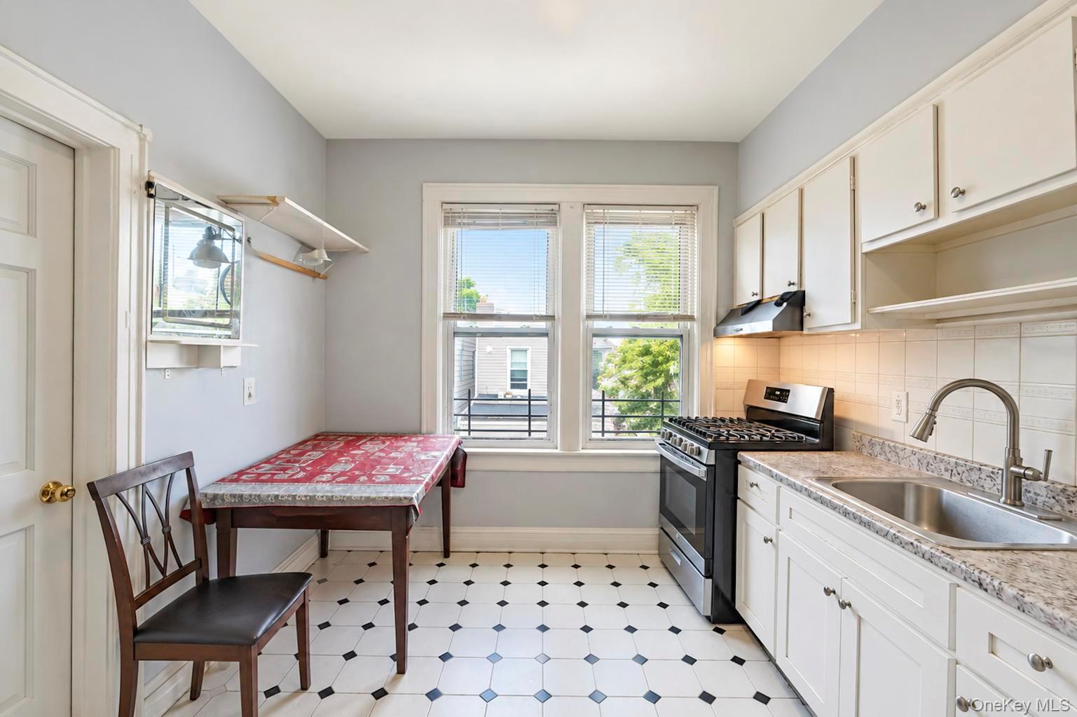 Single Family 90th Street Queens, NY 11417, MLS-1053907-14
