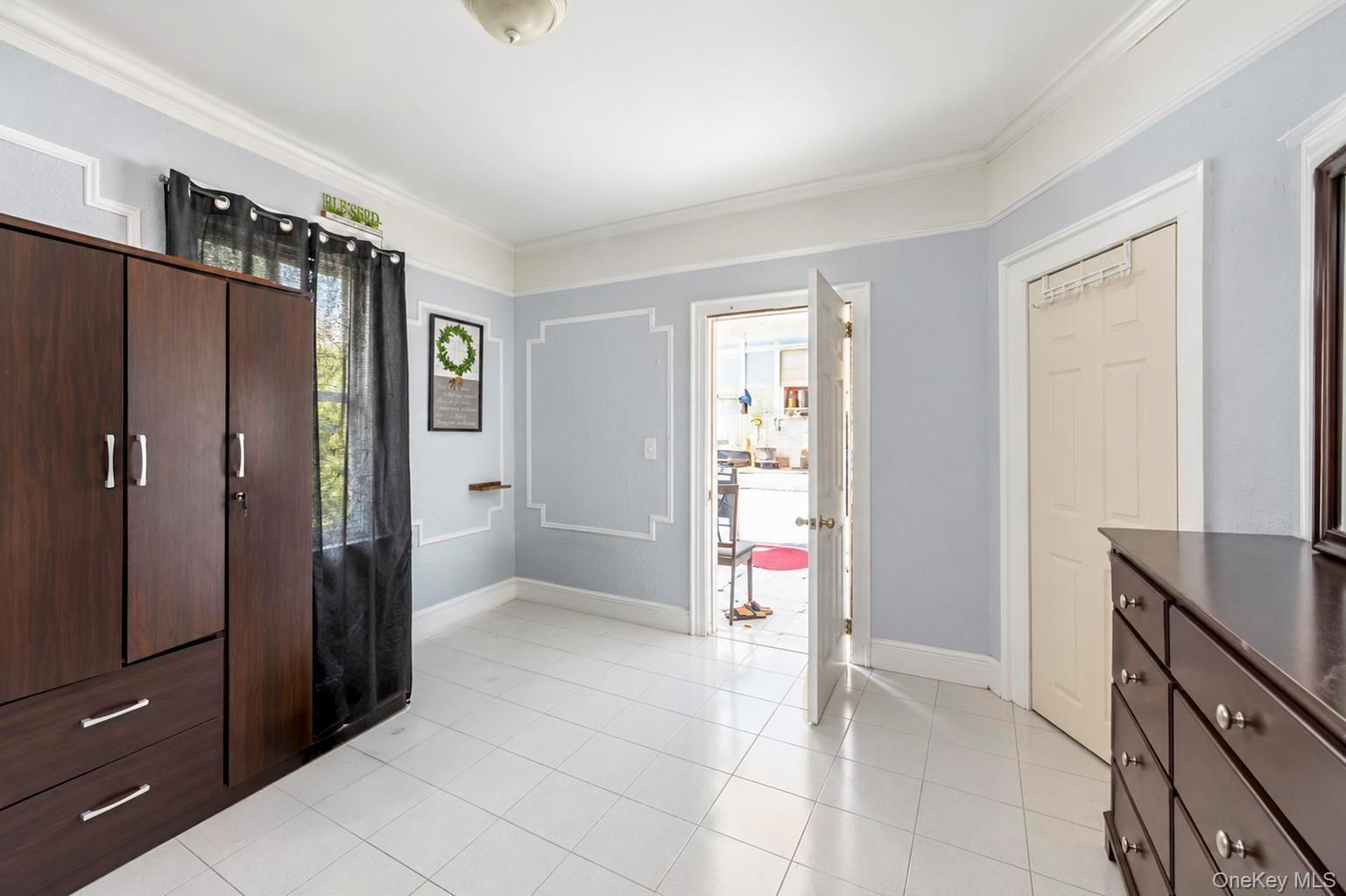 Single Family 90th Street Queens, NY 11417, MLS-1053907-19