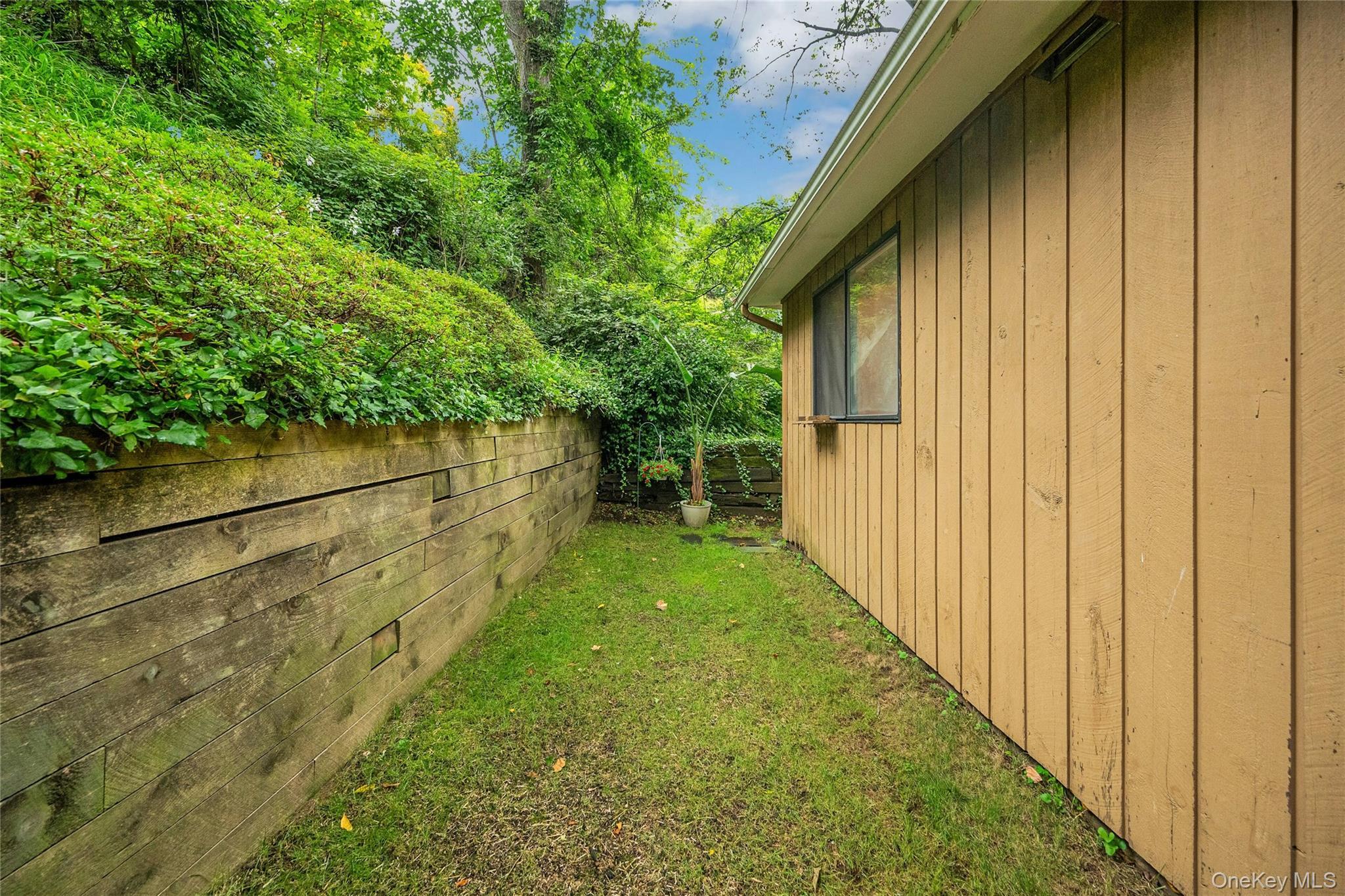 Single Family Hillside Lane  Westchester County, NY 10804, MLS-1053909-26
