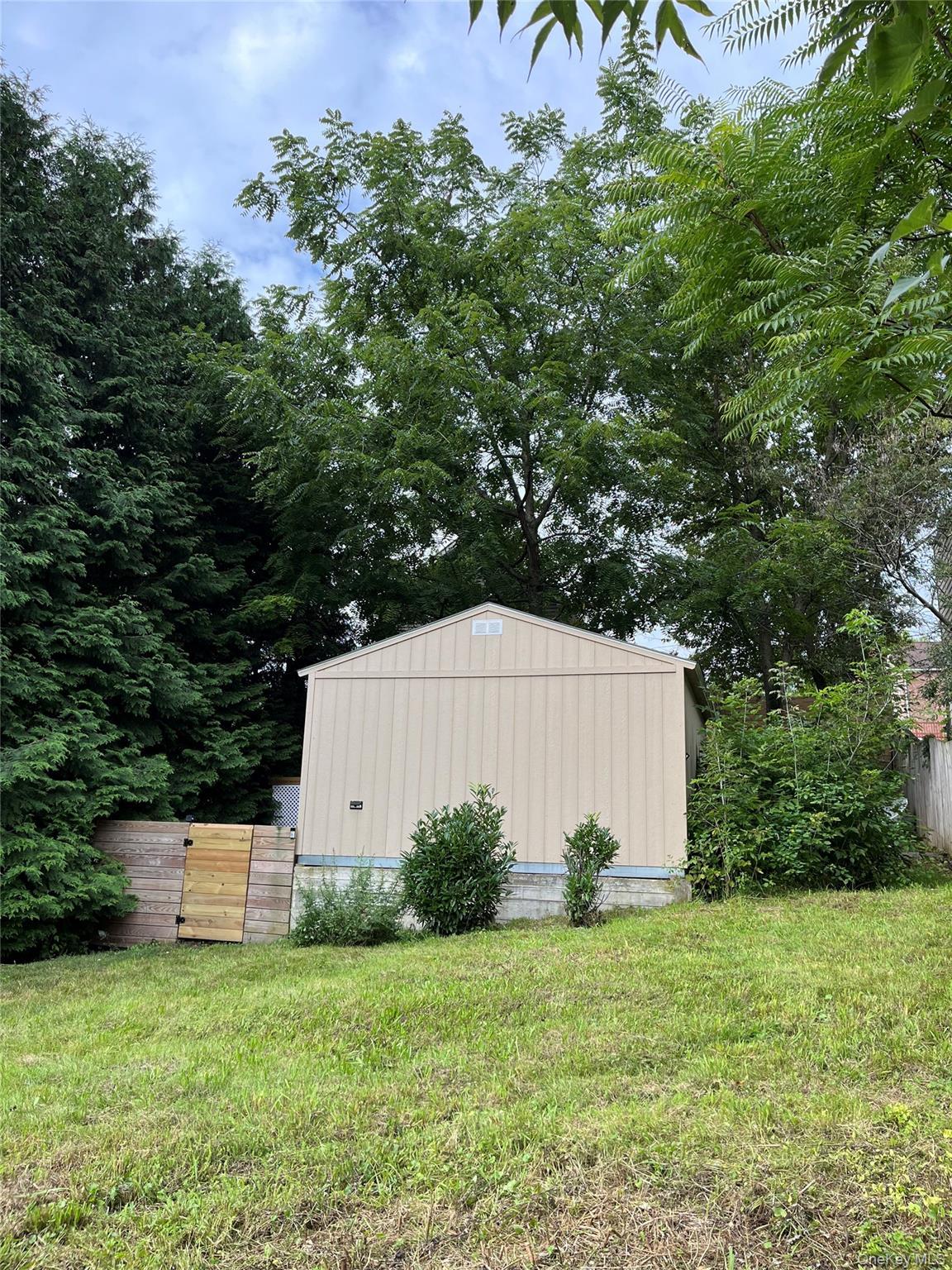 Single Family Sycamore Street Ulster County, NY 12401, MLS-1053922-9