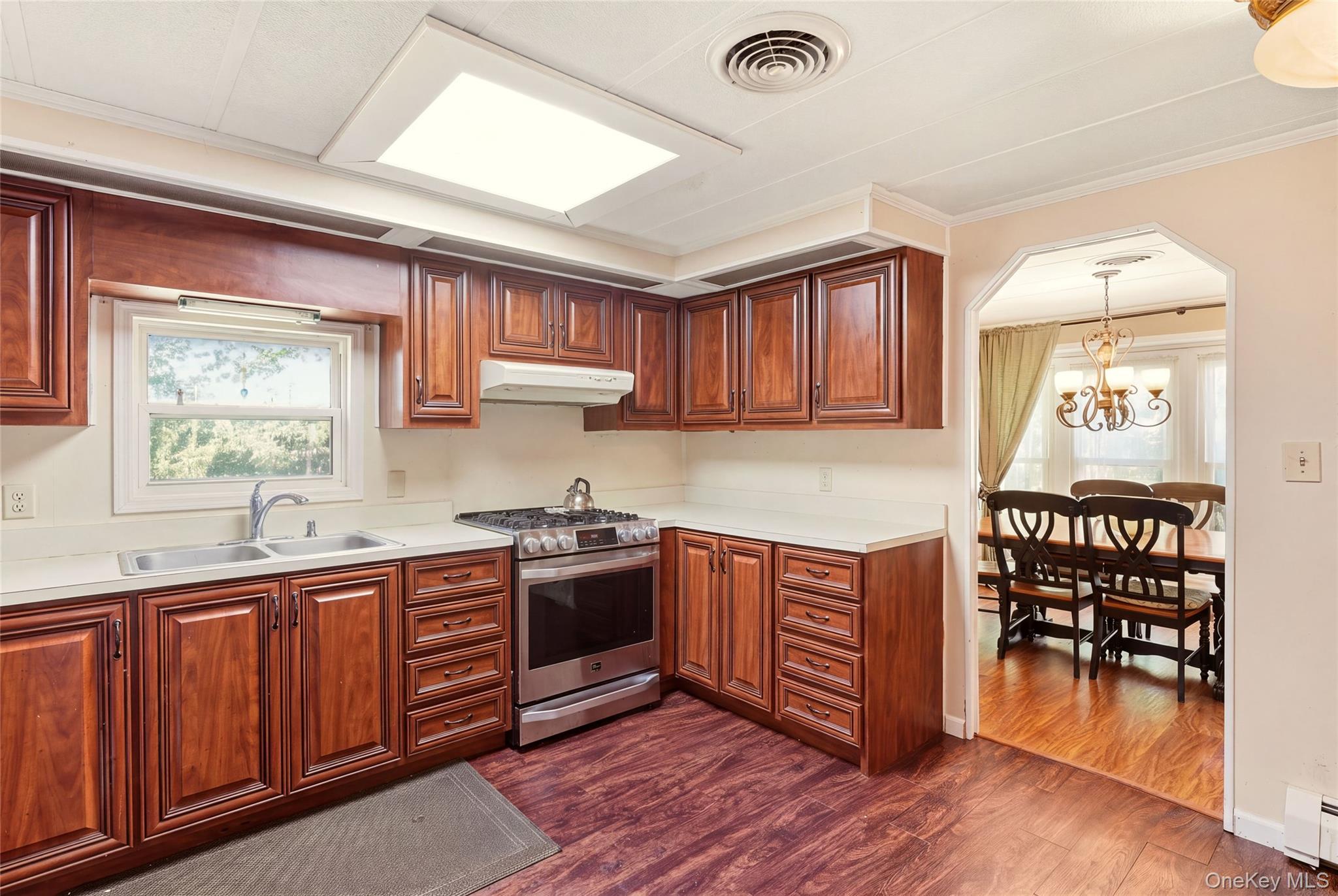 Single Family Middle Road Suffolk County, NY 11933, MLS-1053923-2