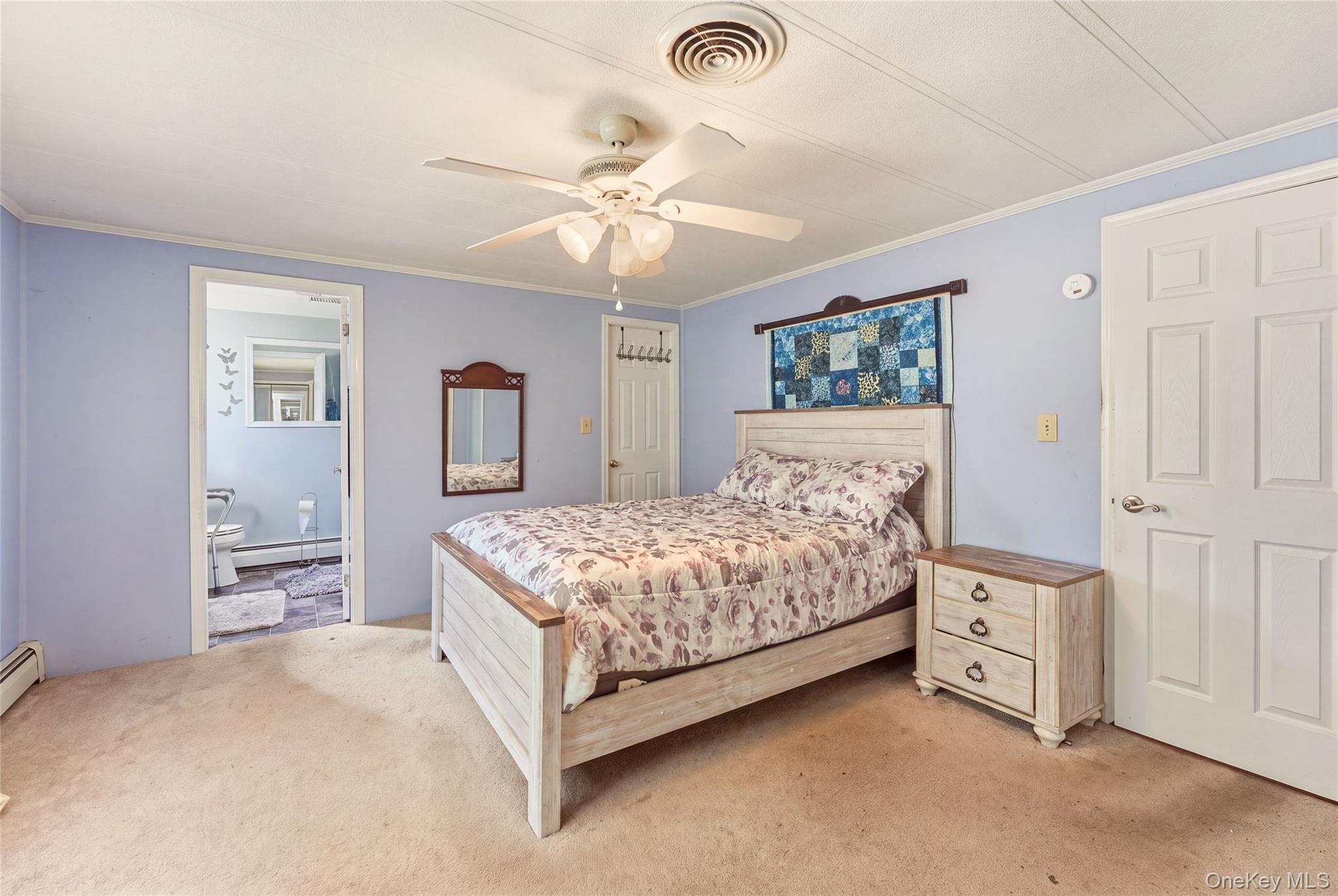 Single Family Middle Road Suffolk County, NY 11933, MLS-1053923-8