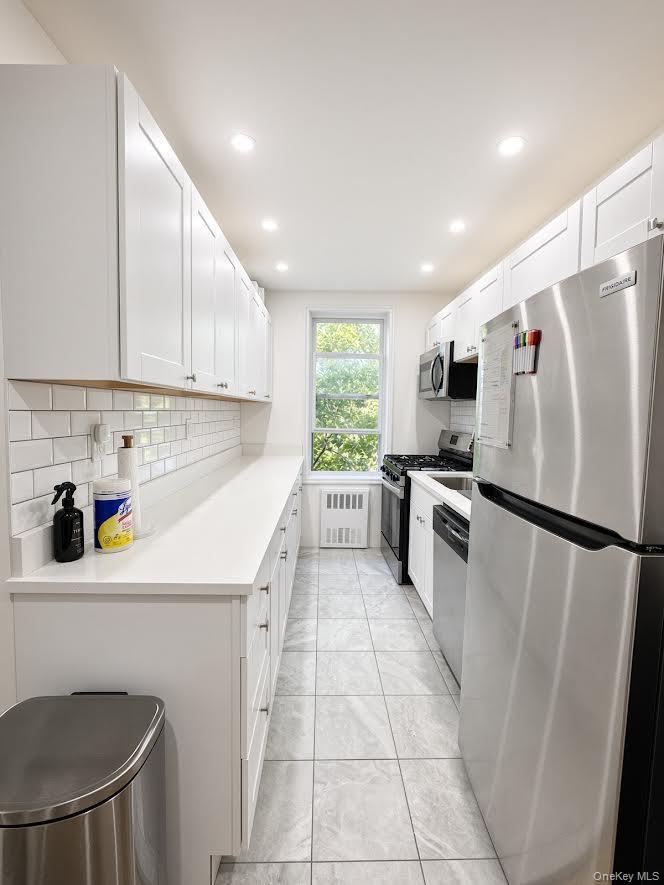 Apartment Mosholu Avenue Bronx, NY 10471, MLS-1053927-3