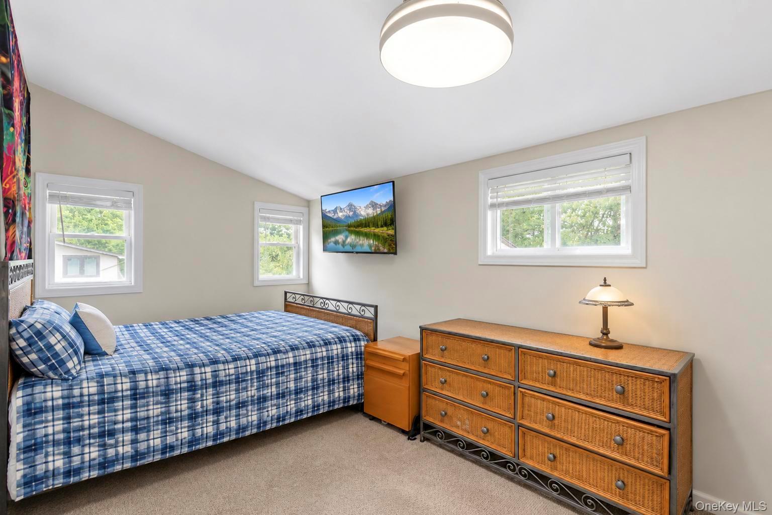 Single Family Bud Court Suffolk County, NY 11733, MLS-1053928-38