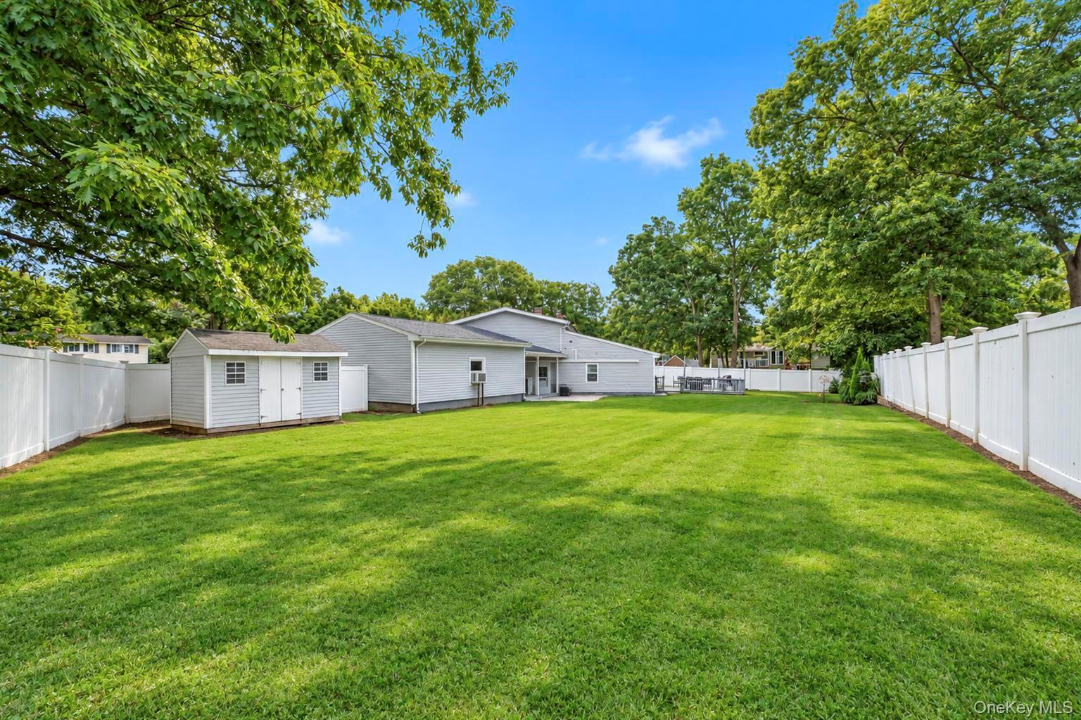 Single Family Bud Court Suffolk County, NY 11733, MLS-1053928-6