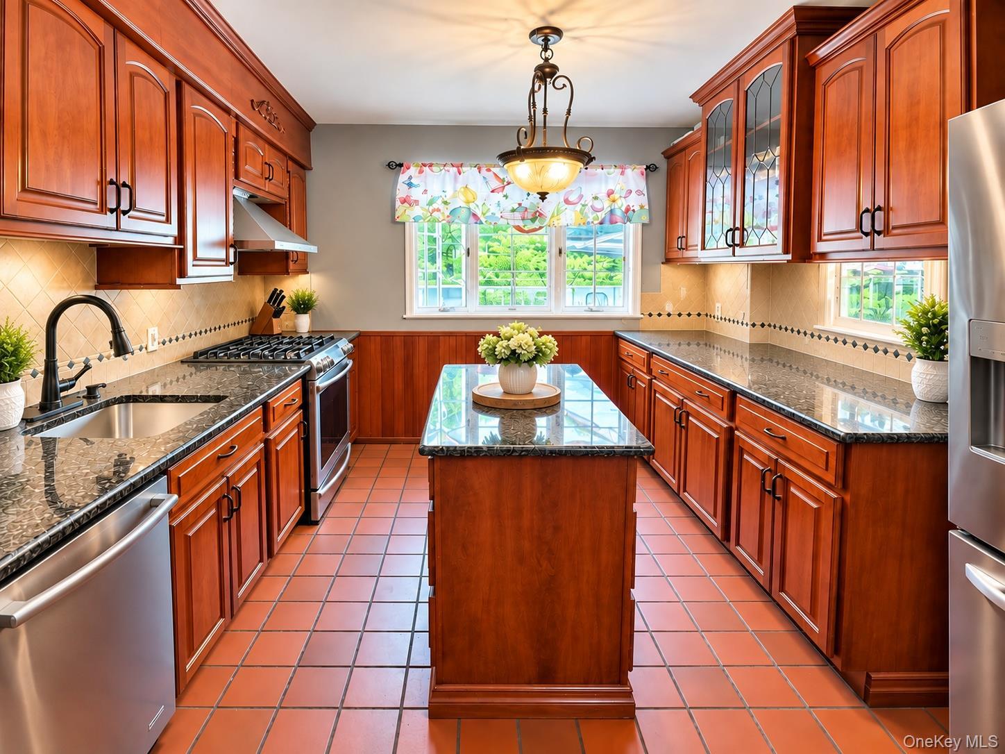 Single Family Cayuga Avenue  Suffolk County, NY 11731, MLS-1053937-6