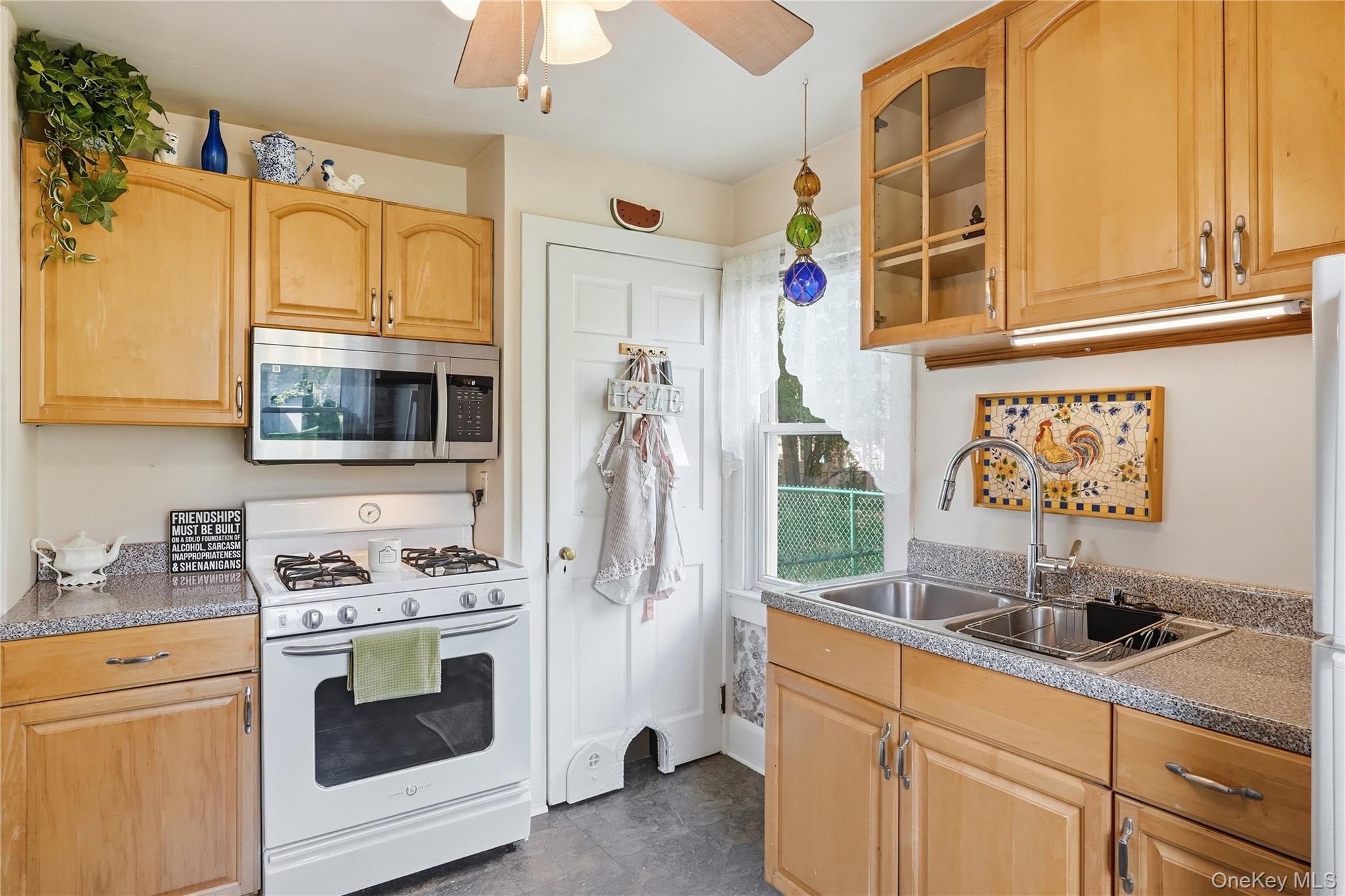 Single Family Hayes Street  Ulster County, NY 12401, MLS-1053939-10