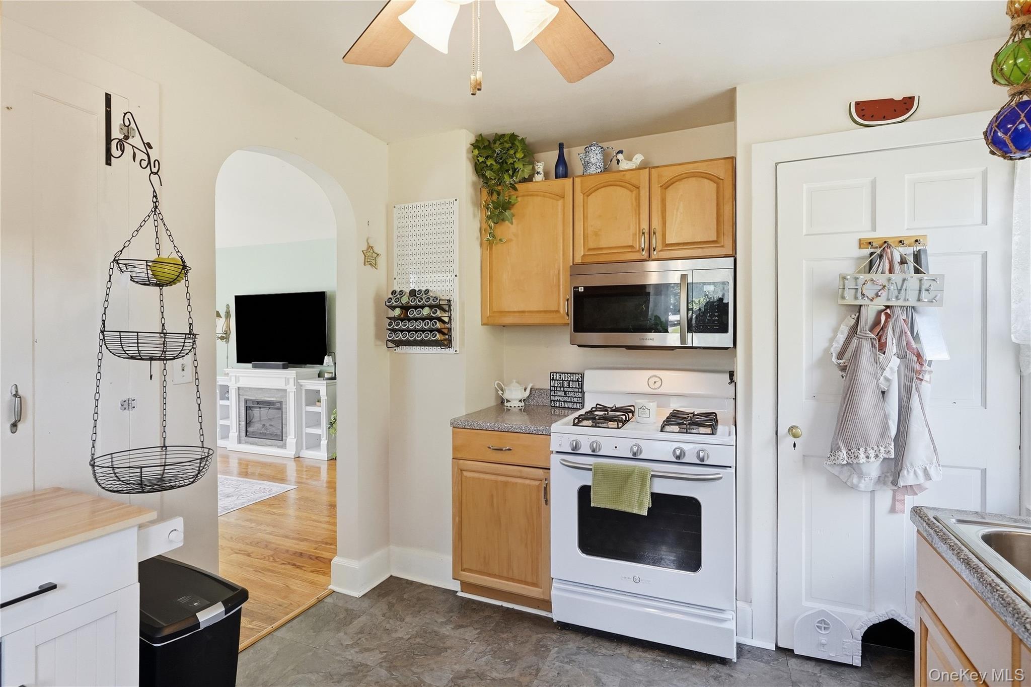 Single Family Hayes Street  Ulster County, NY 12401, MLS-1053939-11