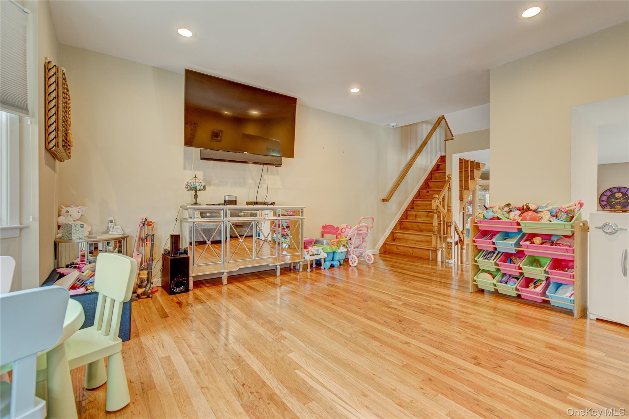 Single Family Cloverdale Boulevard  Queens, NY 11364, MLS-1053948-12
