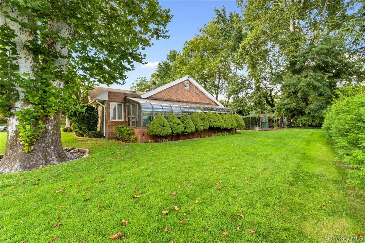 Single Family Hillcrest Drive  Nassau County, NY 11021, MLS-1053978-3