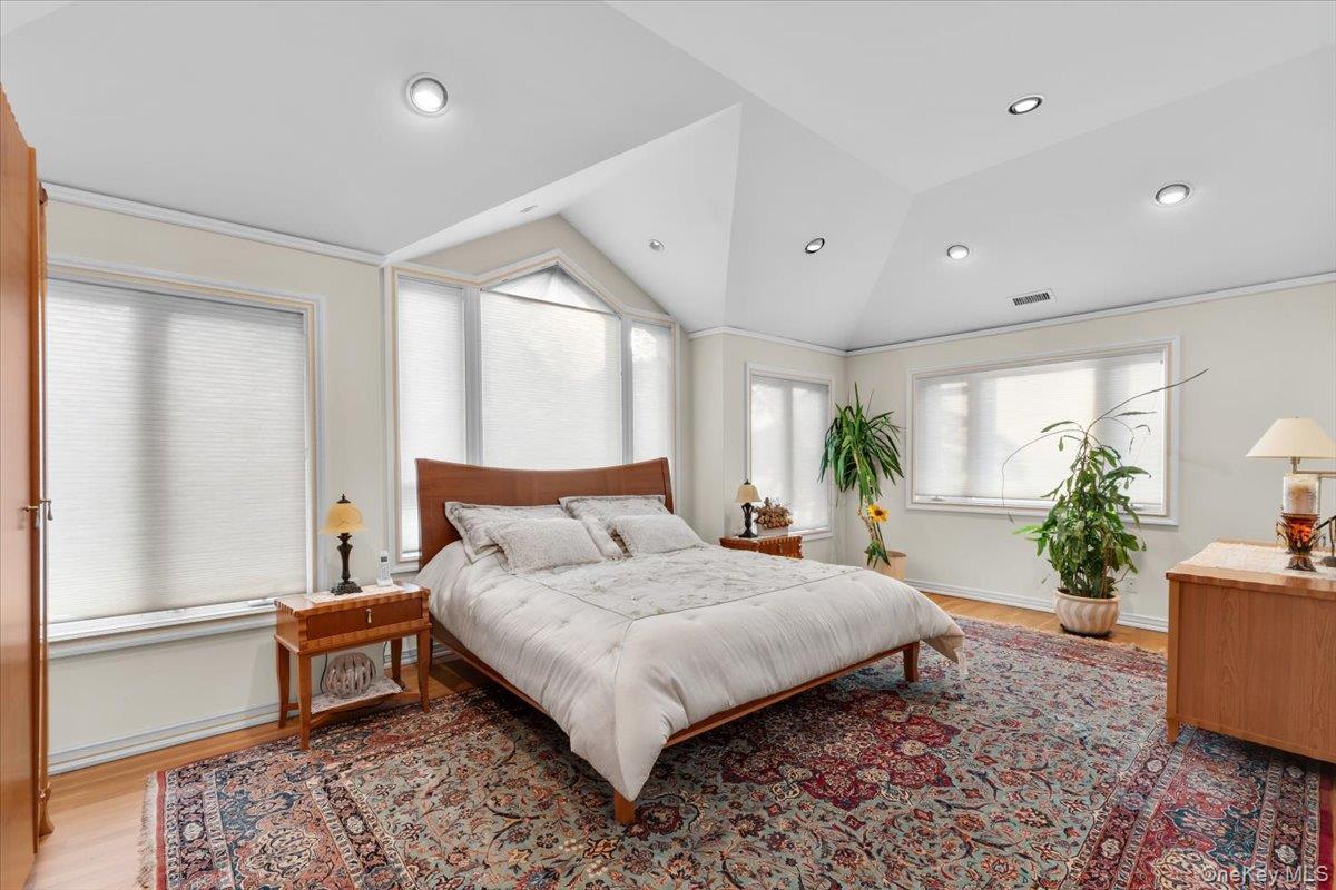 Single Family Hillcrest Drive  Nassau County, NY 11021, MLS-1053978-32