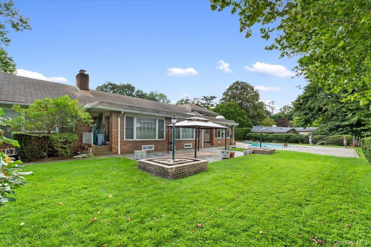 Single Family Hillcrest Drive  Nassau County, NY 11021, MLS-1053978-43