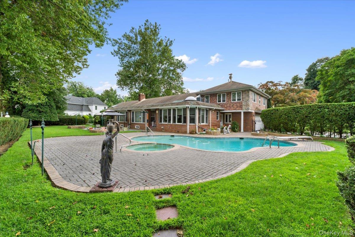 Single Family Hillcrest Drive  Nassau County, NY 11021, MLS-1053978-44