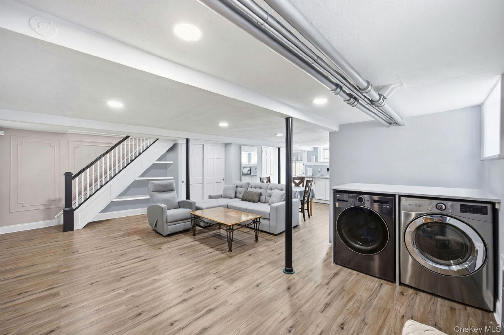 Single Family 78th Avenue Queens, NY 11385, MLS-1054003-17