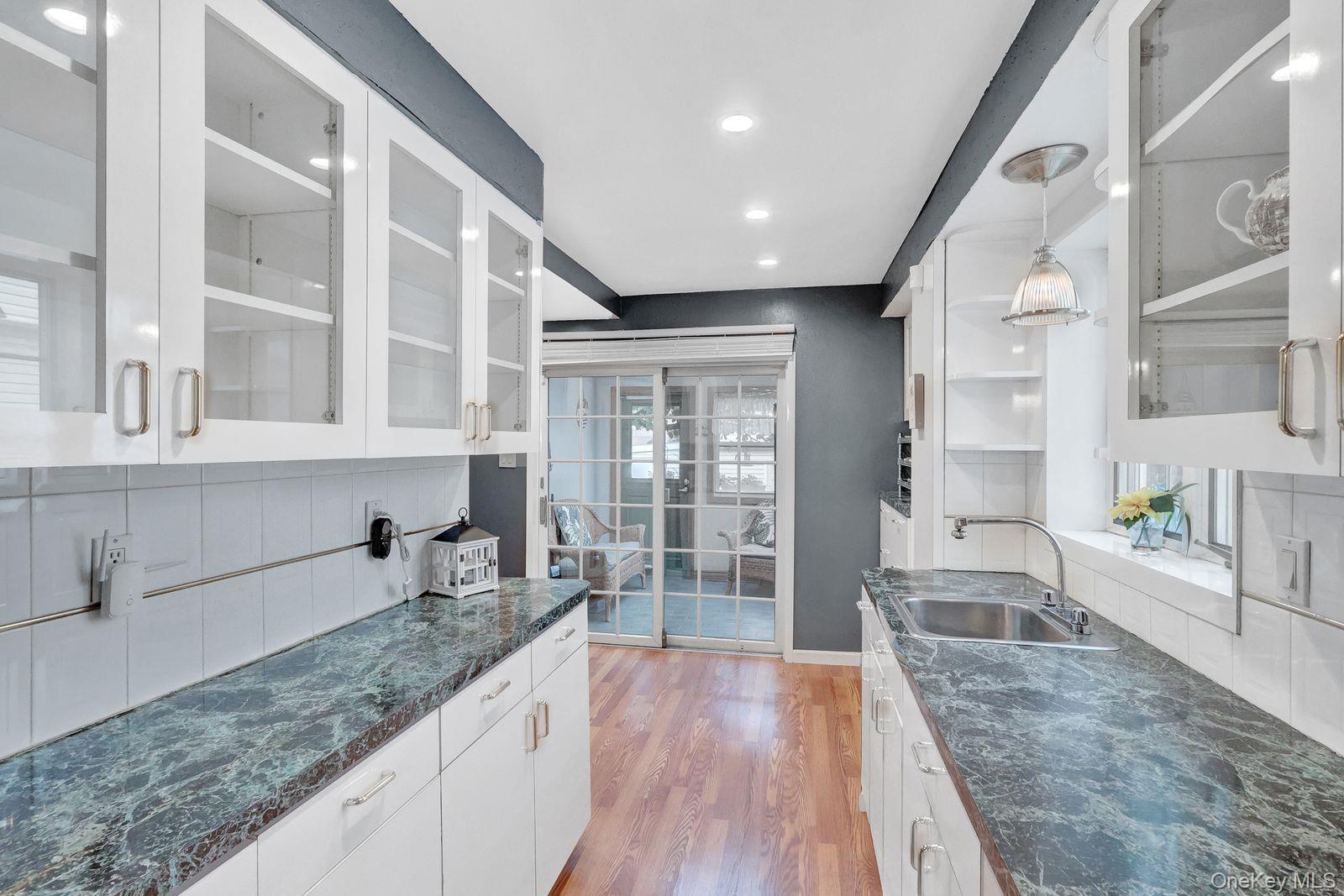 Single Family 254th Street Queens, NY 11426, MLS-1054019-14