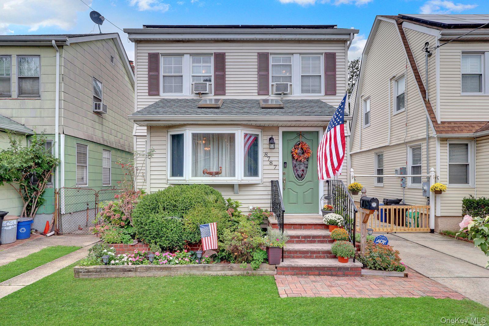 Single Family 254th Street Queens, NY 11426, MLS-1054019-2