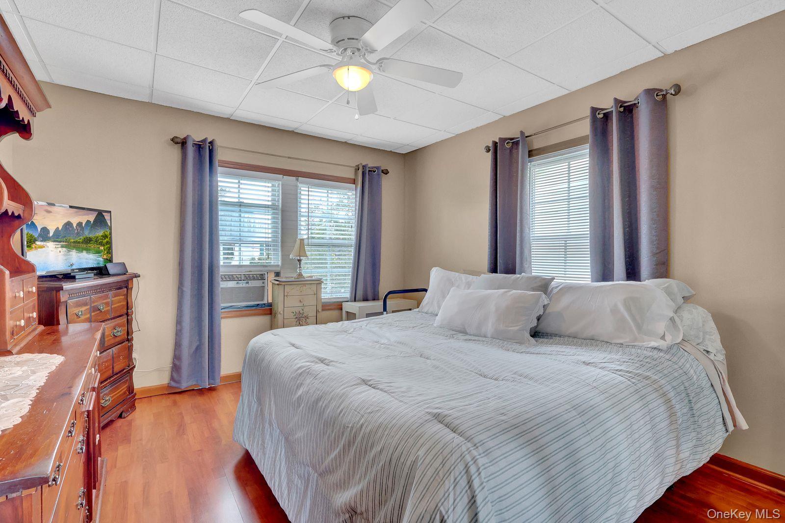 Single Family 254th Street Queens, NY 11426, MLS-1054019-23