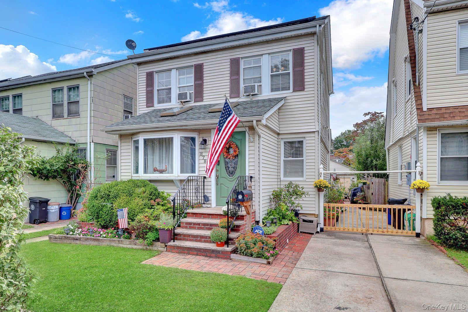 Single Family 254th Street Queens, NY 11426, MLS-1054019-3